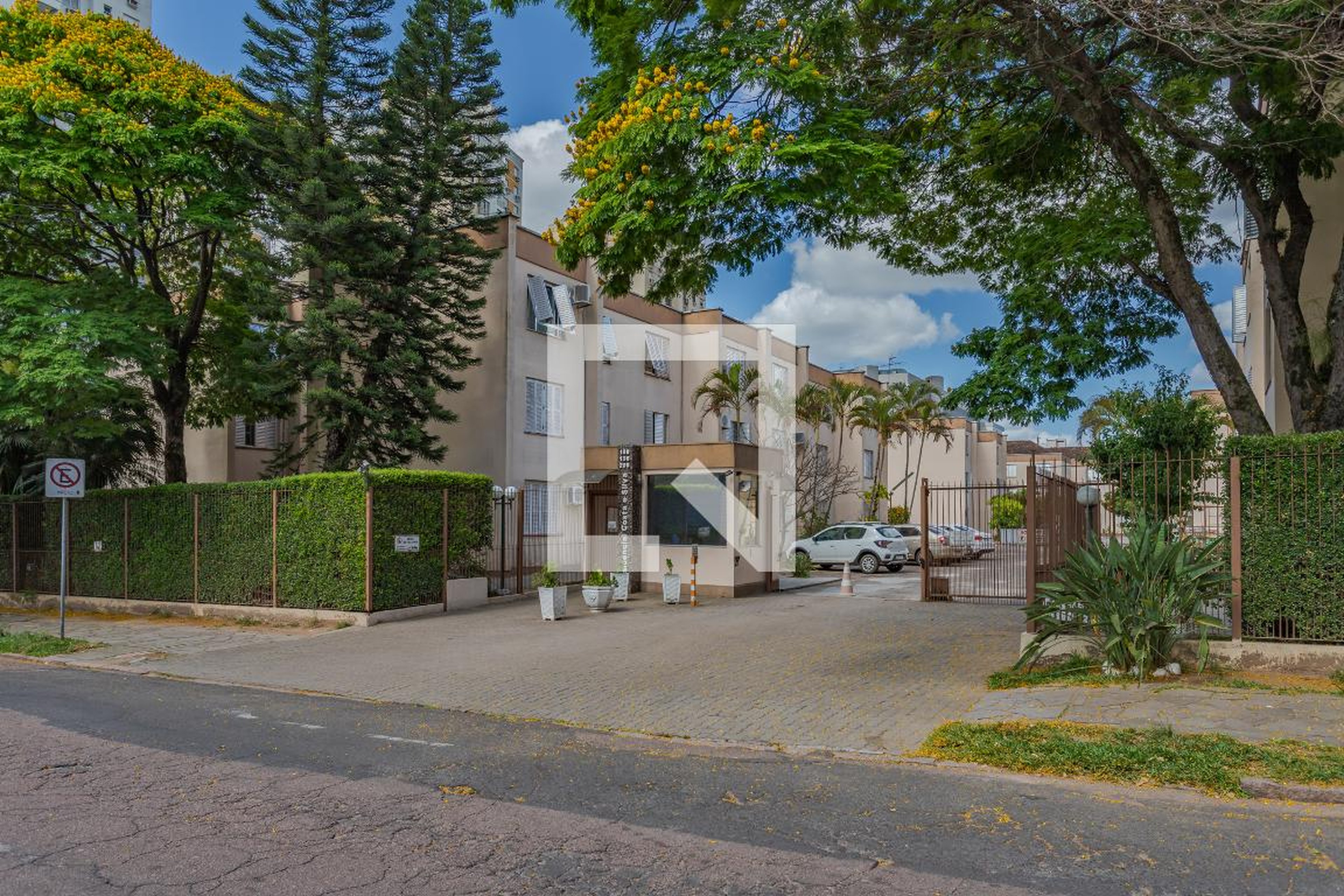 Fachada Residencial Costa e Silva