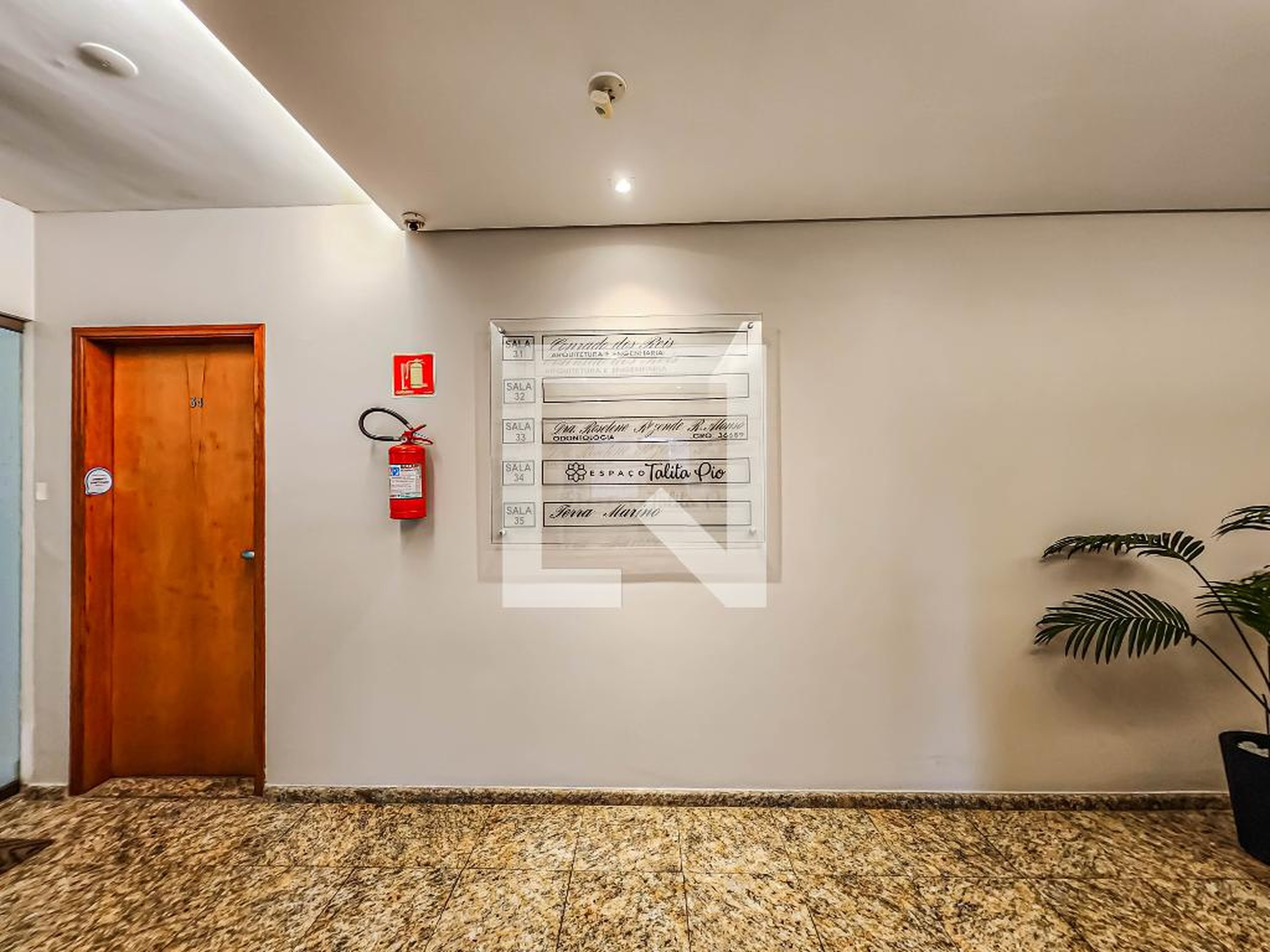 Fachada Condomínio em Rua Comendador Vicente Gagliano, 29