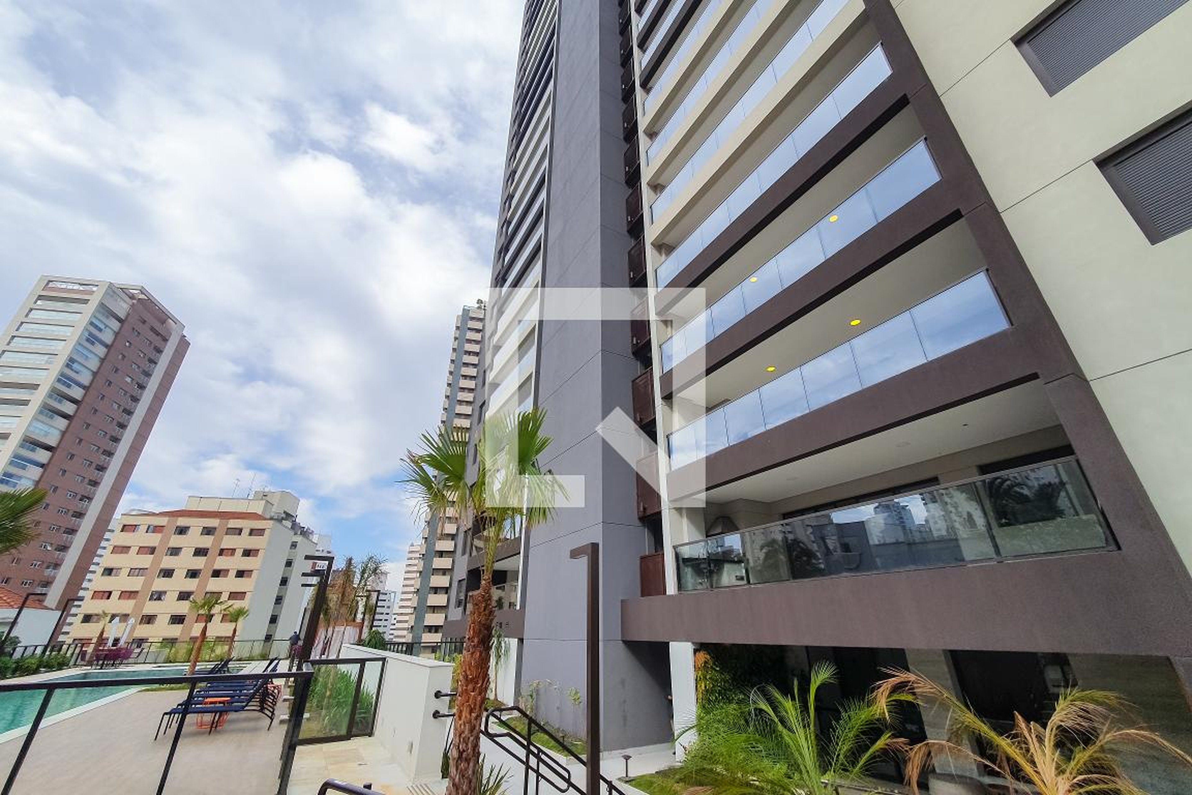 Área Externa - Loomi Paulista