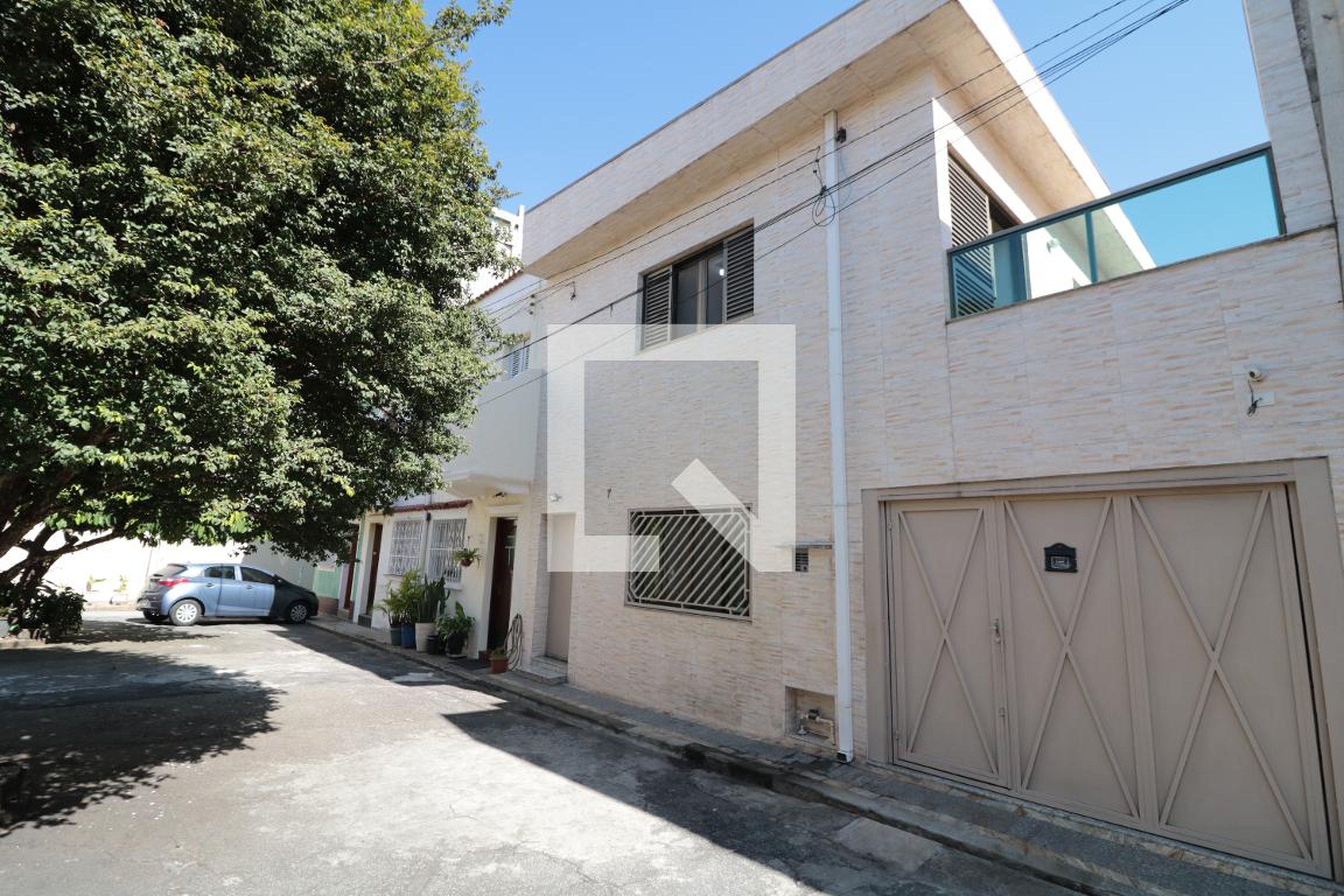 Fachada Condomínio em Rua Doutor João Ribeiro, 234