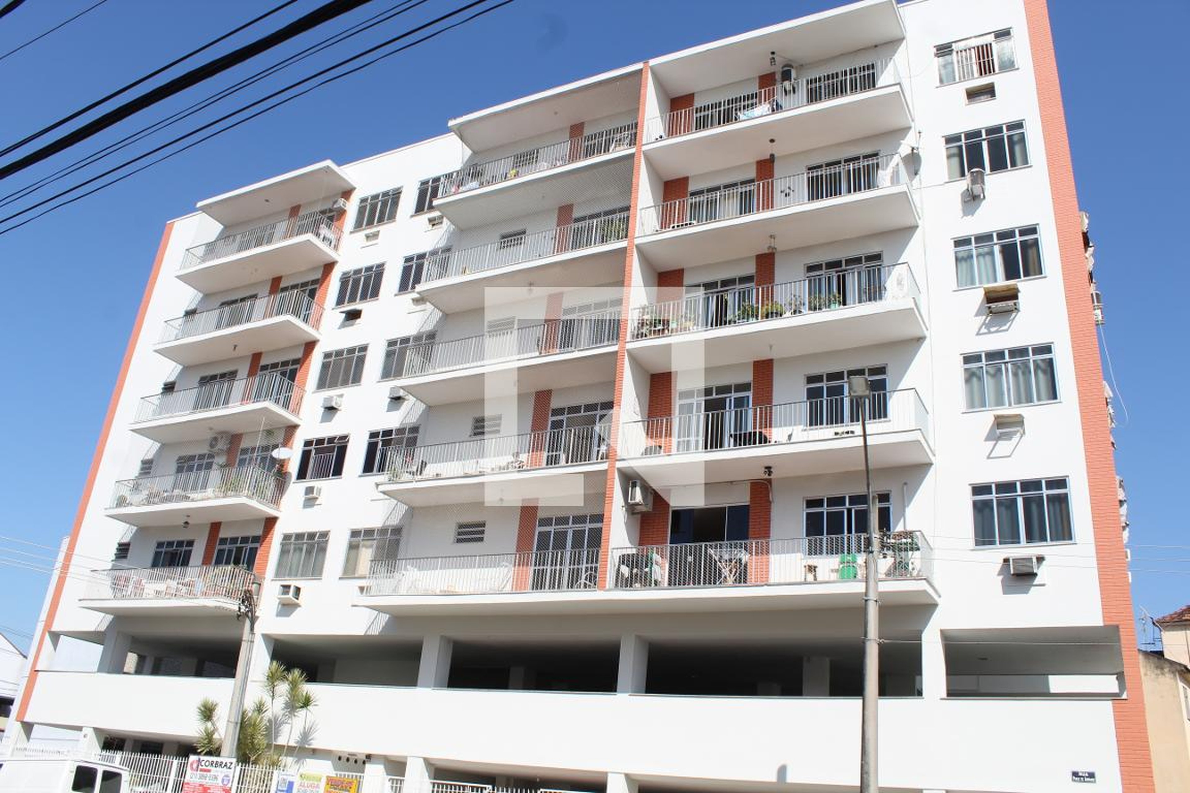 Fachada Condomínio Monza