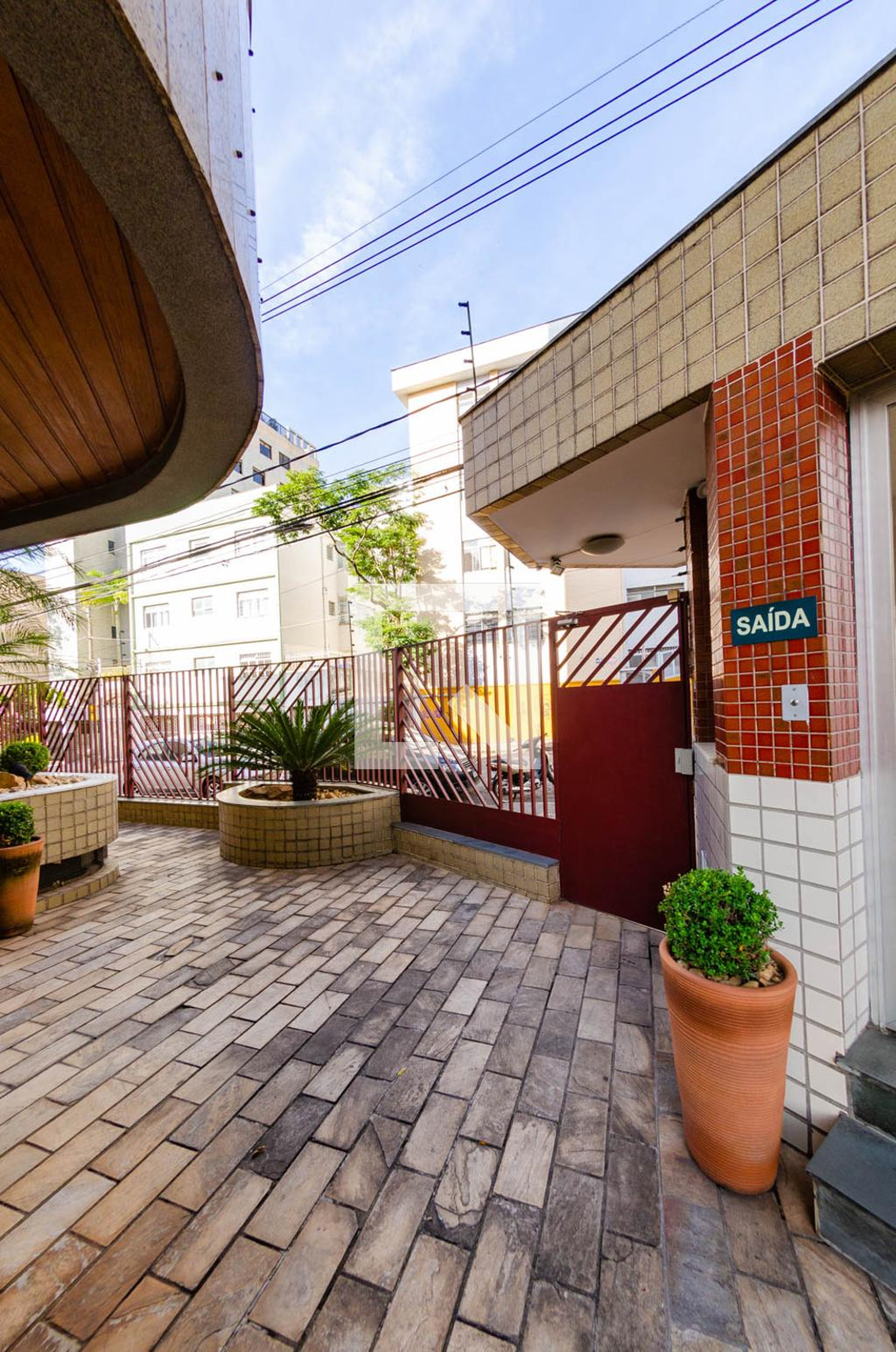 Entrada - Edifício Zita Lamas