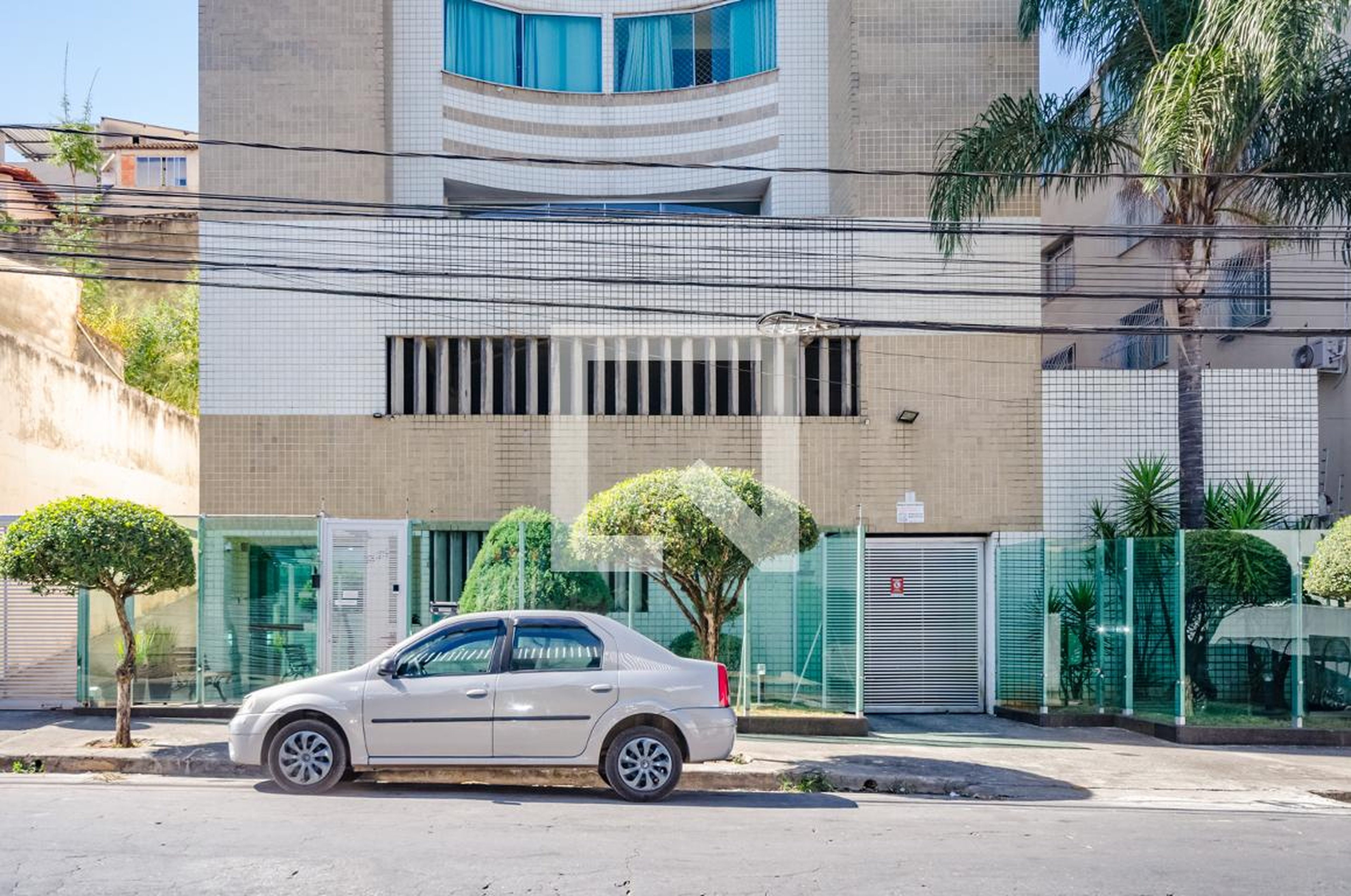 Fachada Condomínio em Rua Conselheiro Joaquim Caetano, 1335