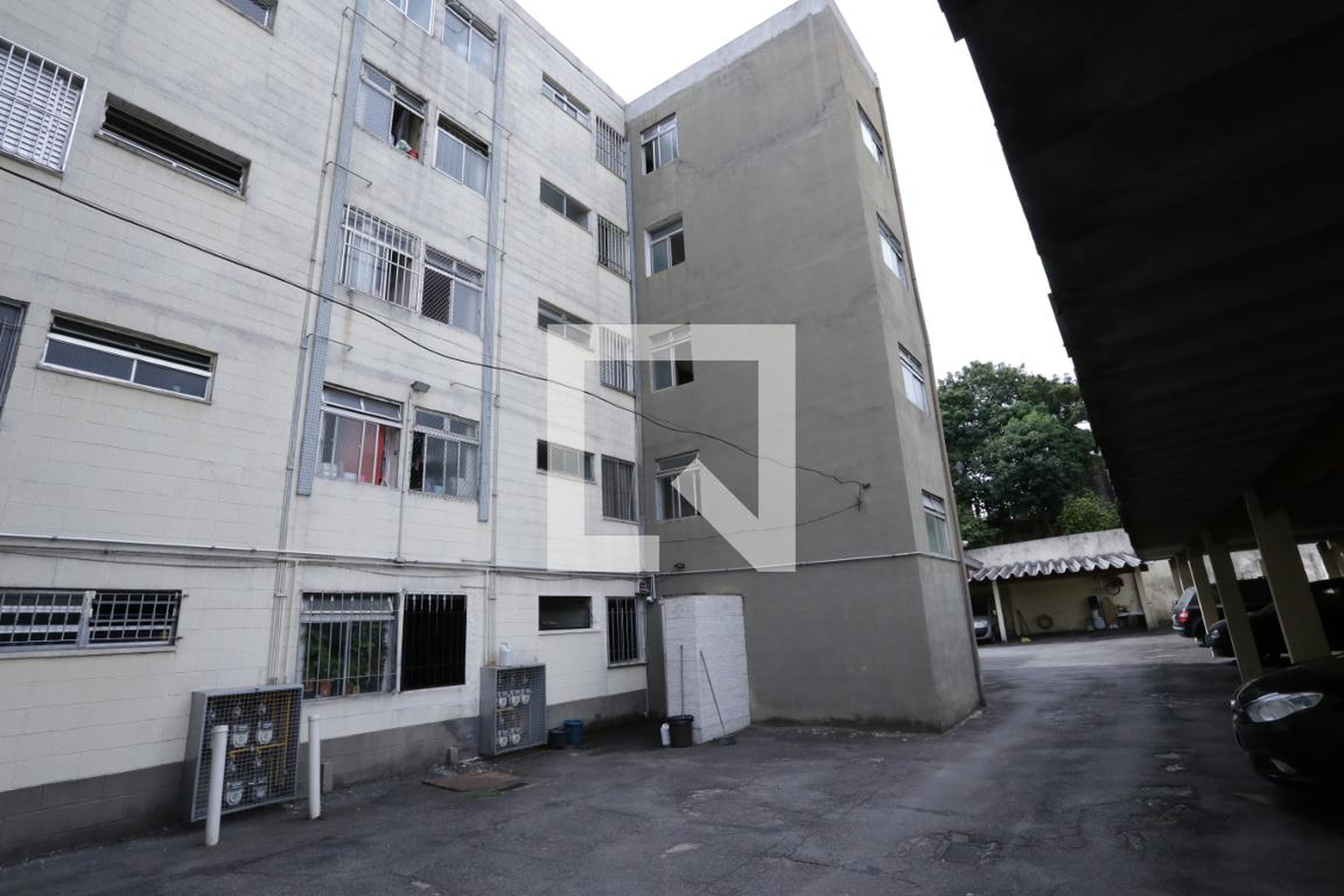 Fachada do Prédio Condomínio em Rua Estéfano Filipini, 299