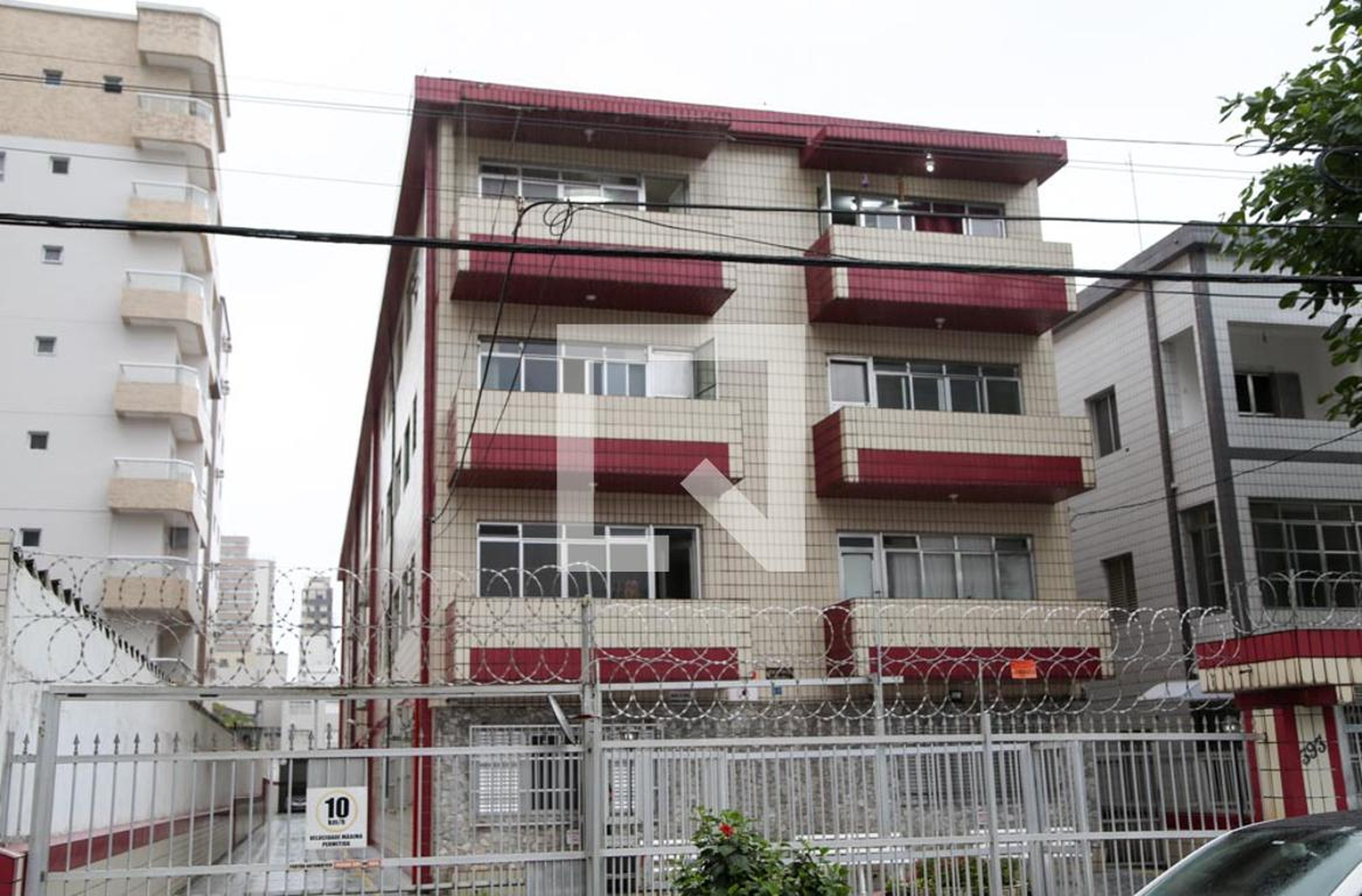 Fachada Condomínio em Rua Amazonas, 421