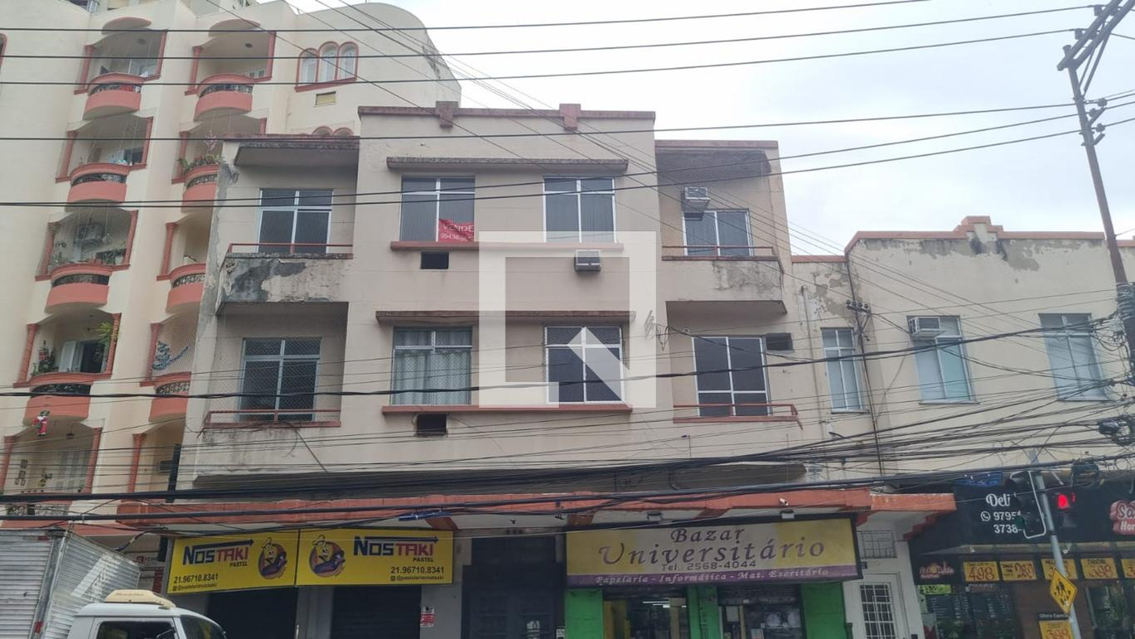 Fachada Condomínio em Rua São Francisco Xavier, 228