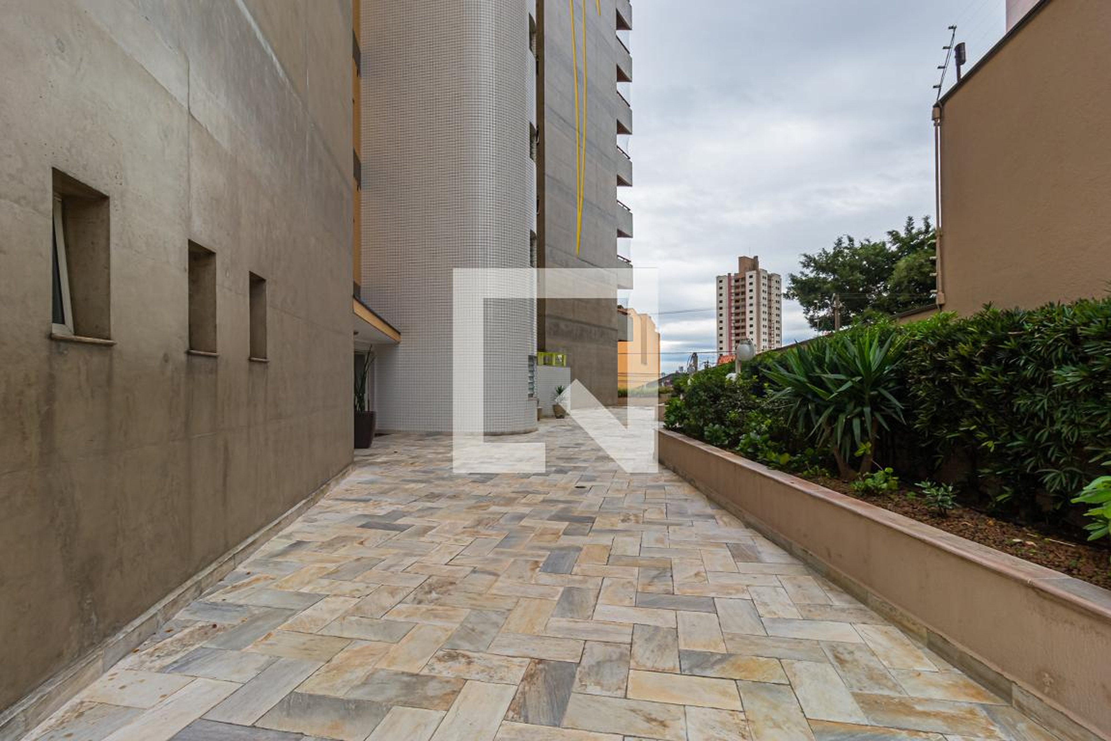 Área Comum - Monumental Dali