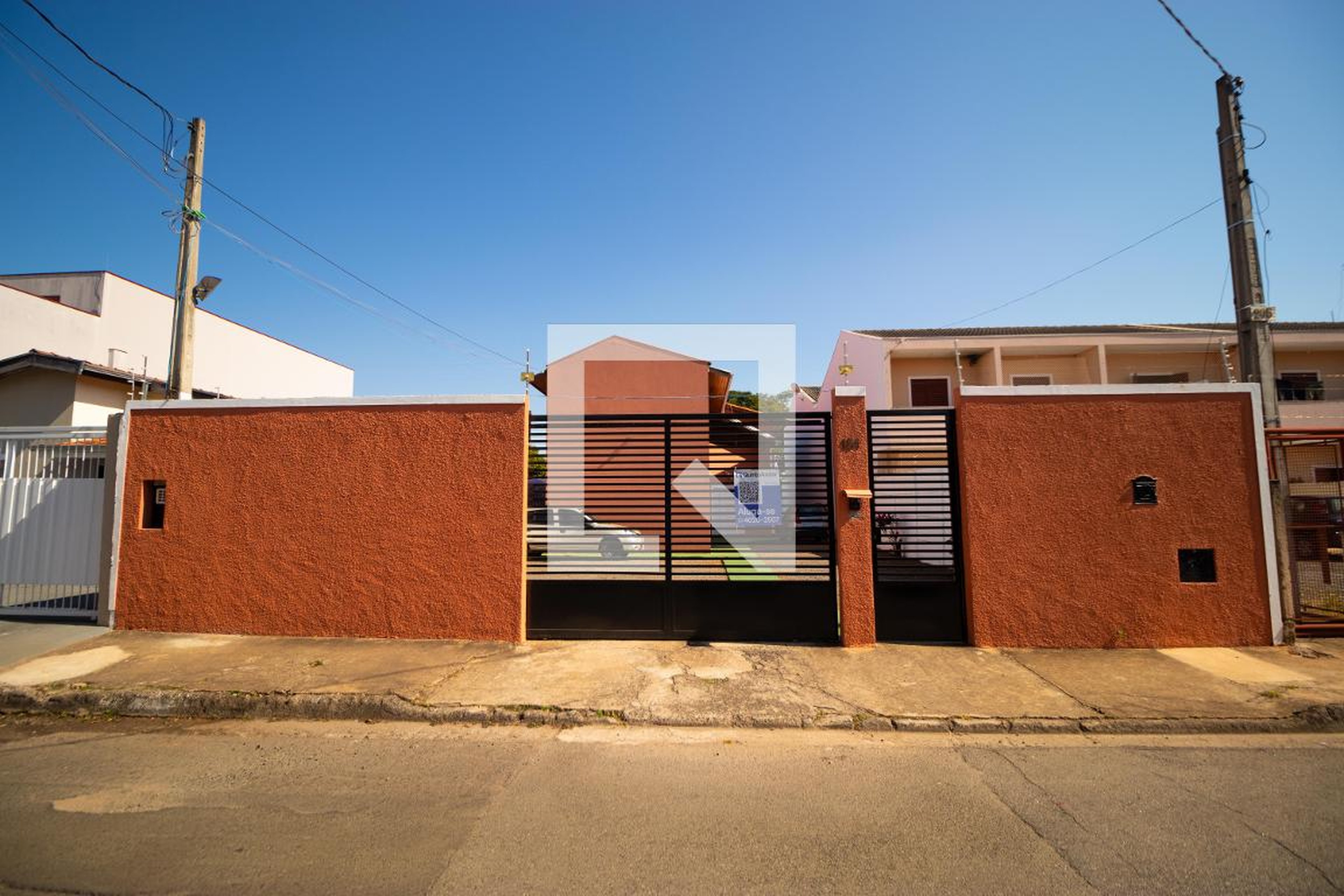 Fachada Condomínio em Rua José Duarte, 193