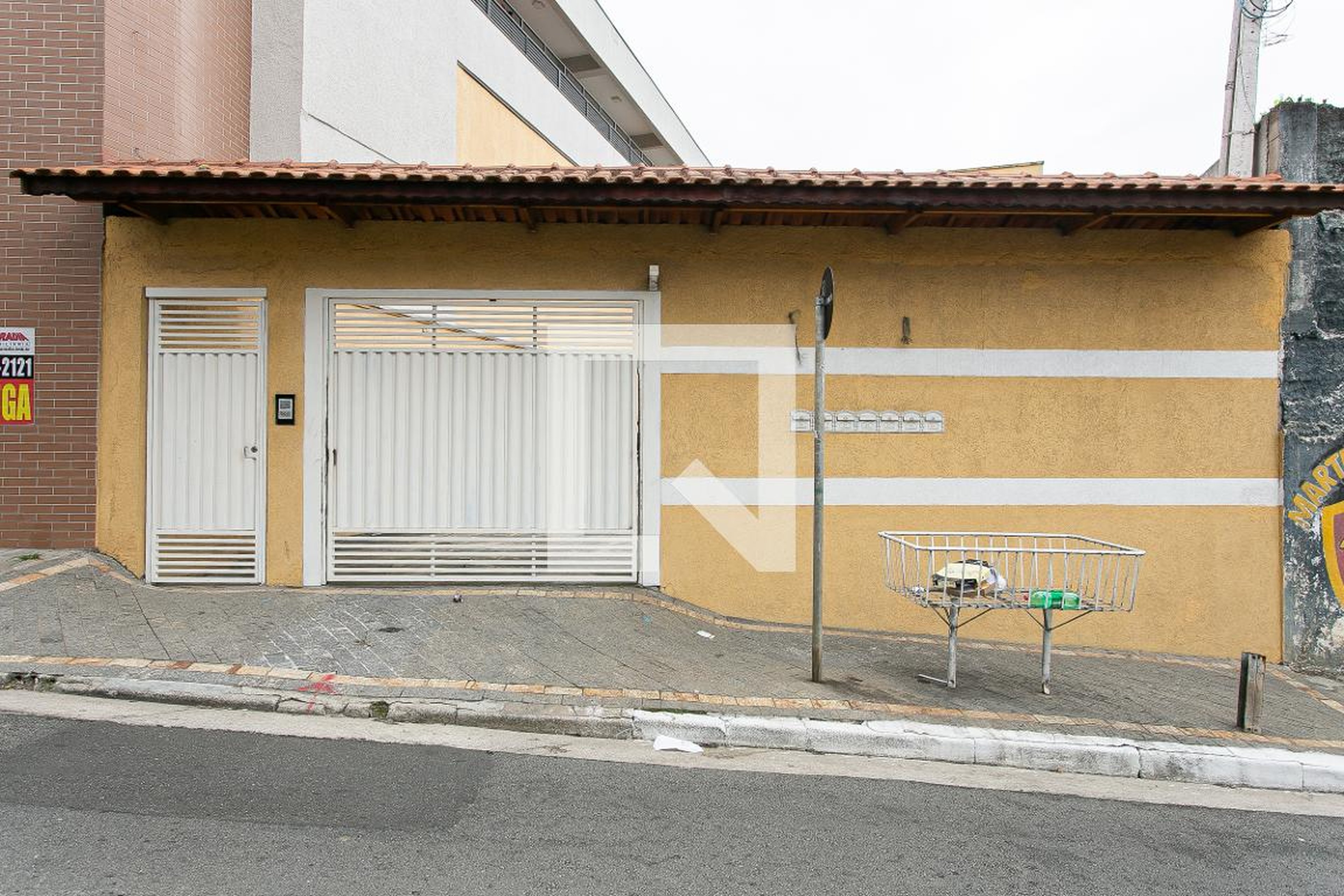 Fachada do Condomínio Condomínio em Rua Filipe Galvão, 172