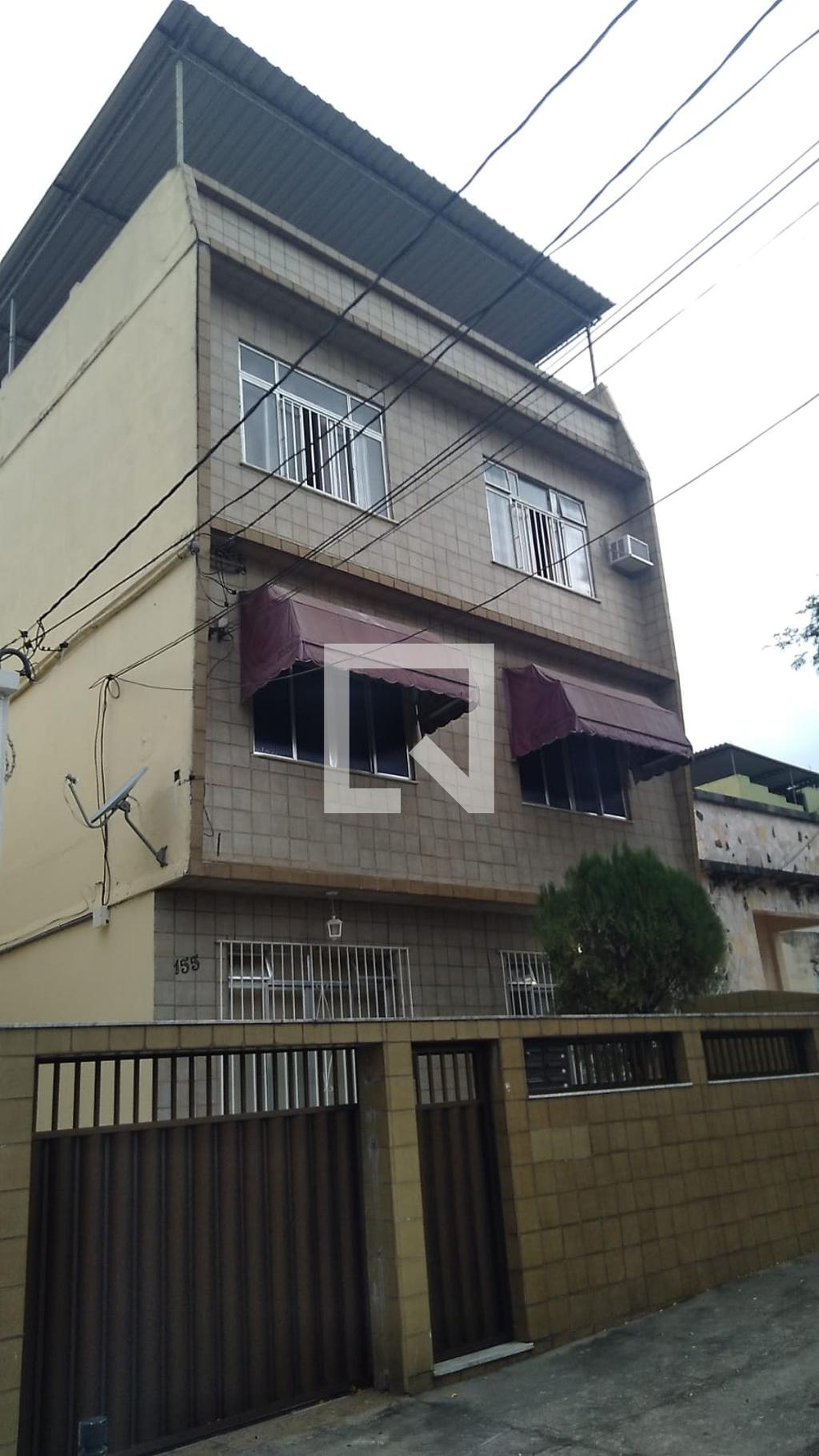 Fachada Condomínio em Rua Professor João Massena, 155