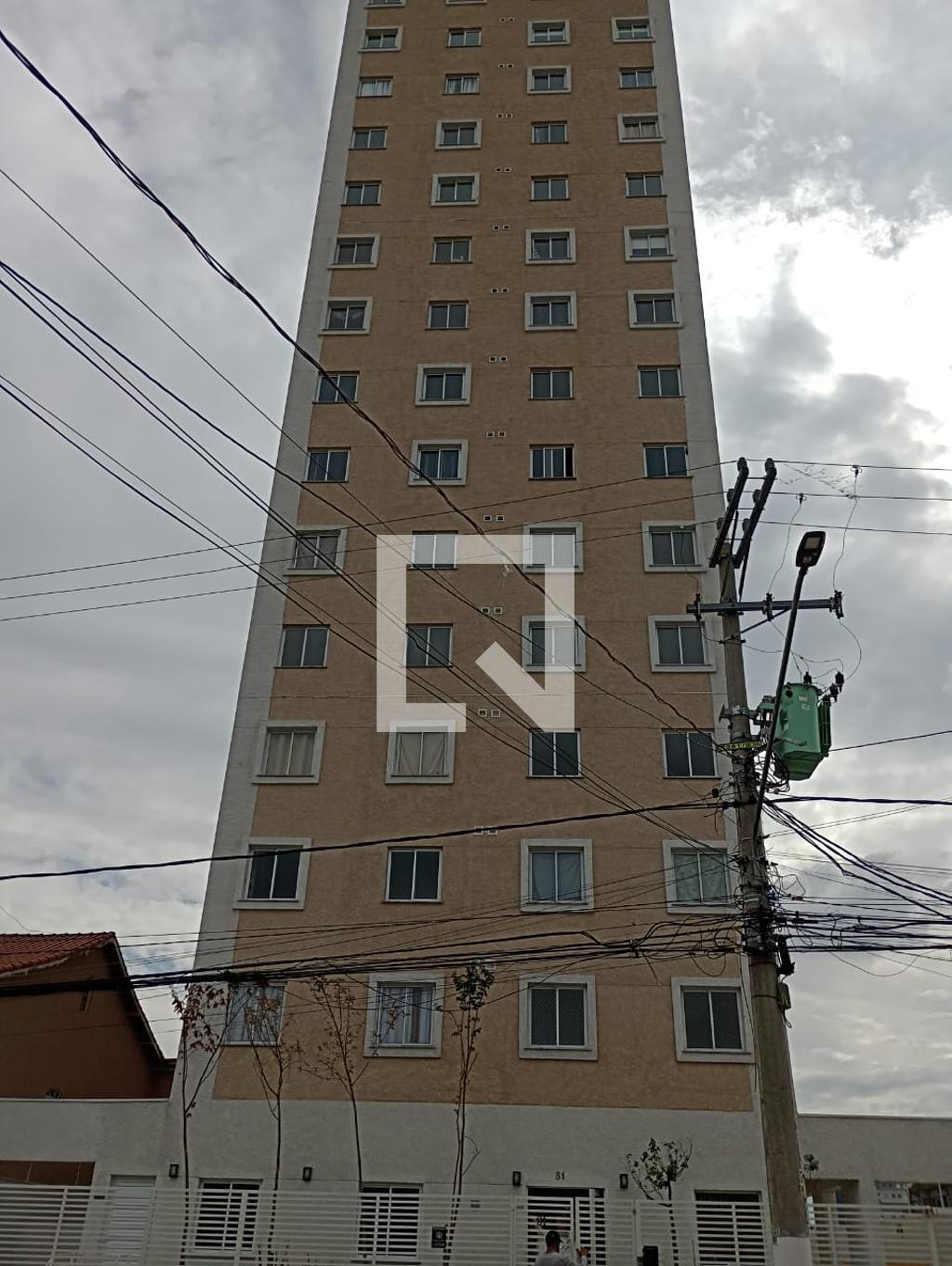 Fachada do Condomínio Condomínio Metro Patriarca