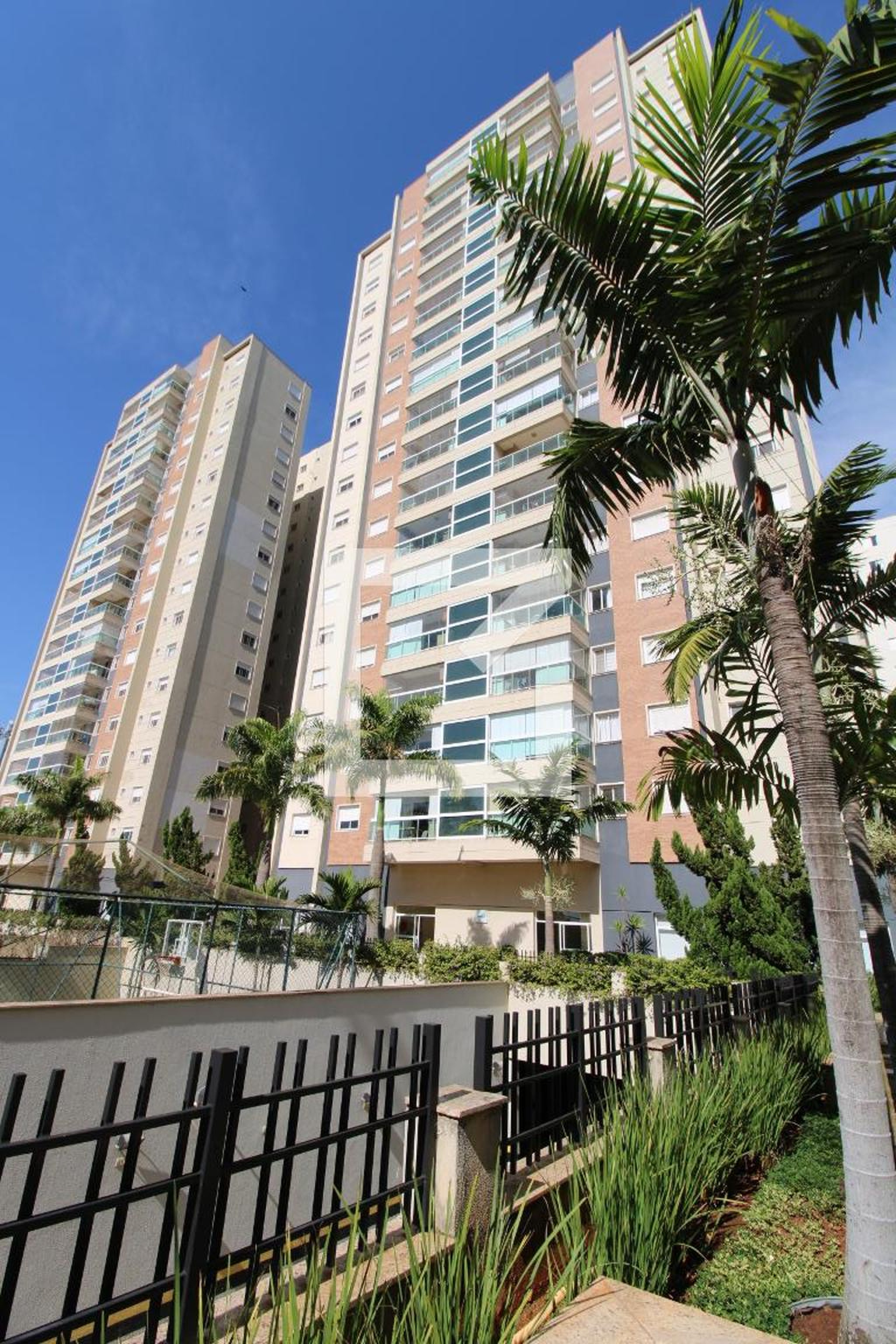 Fachada do Prédio Condomínio MY Forest