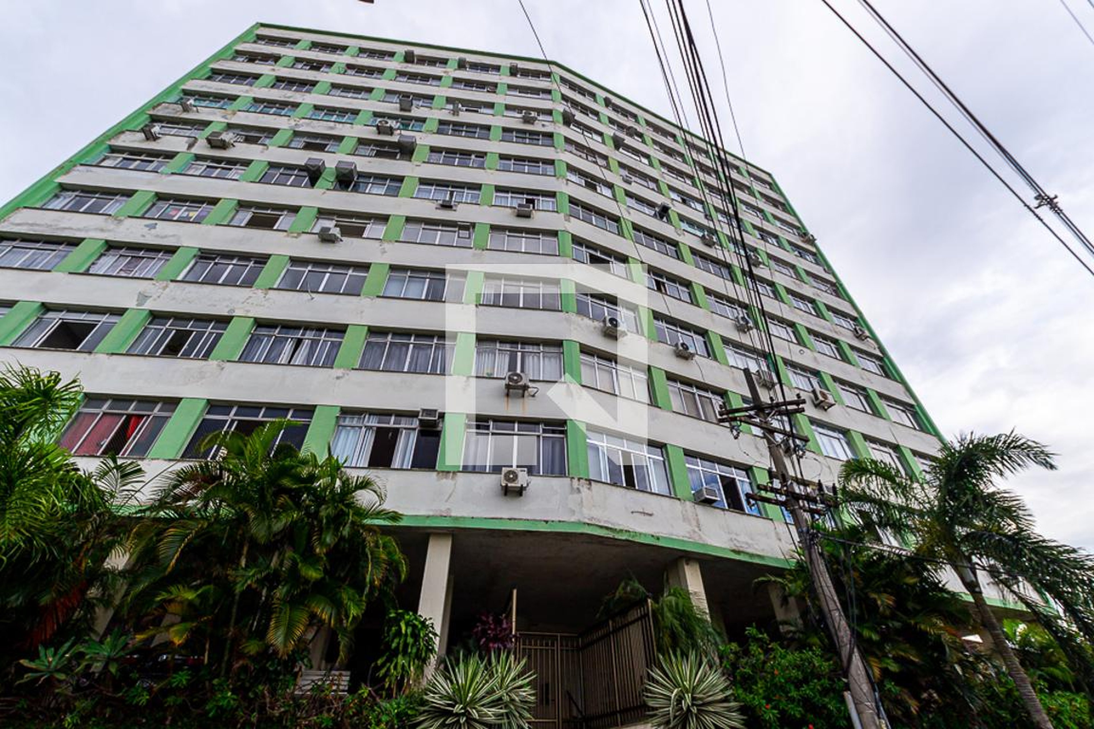 Fachada Condomínio em Estrada Leopoldo Fróes, 386