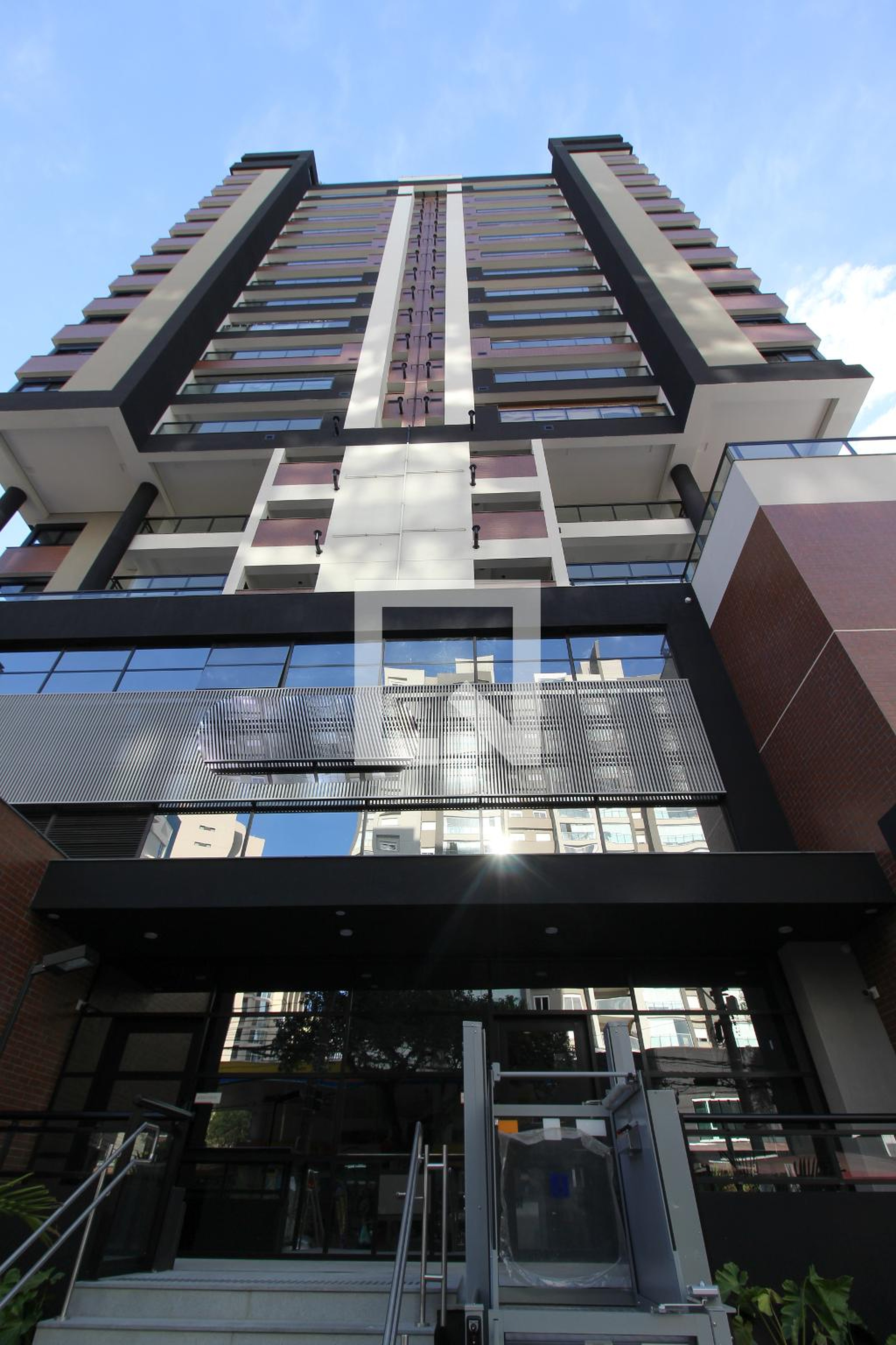 Fachada do Prédio Condomínio 1300 Jurupis