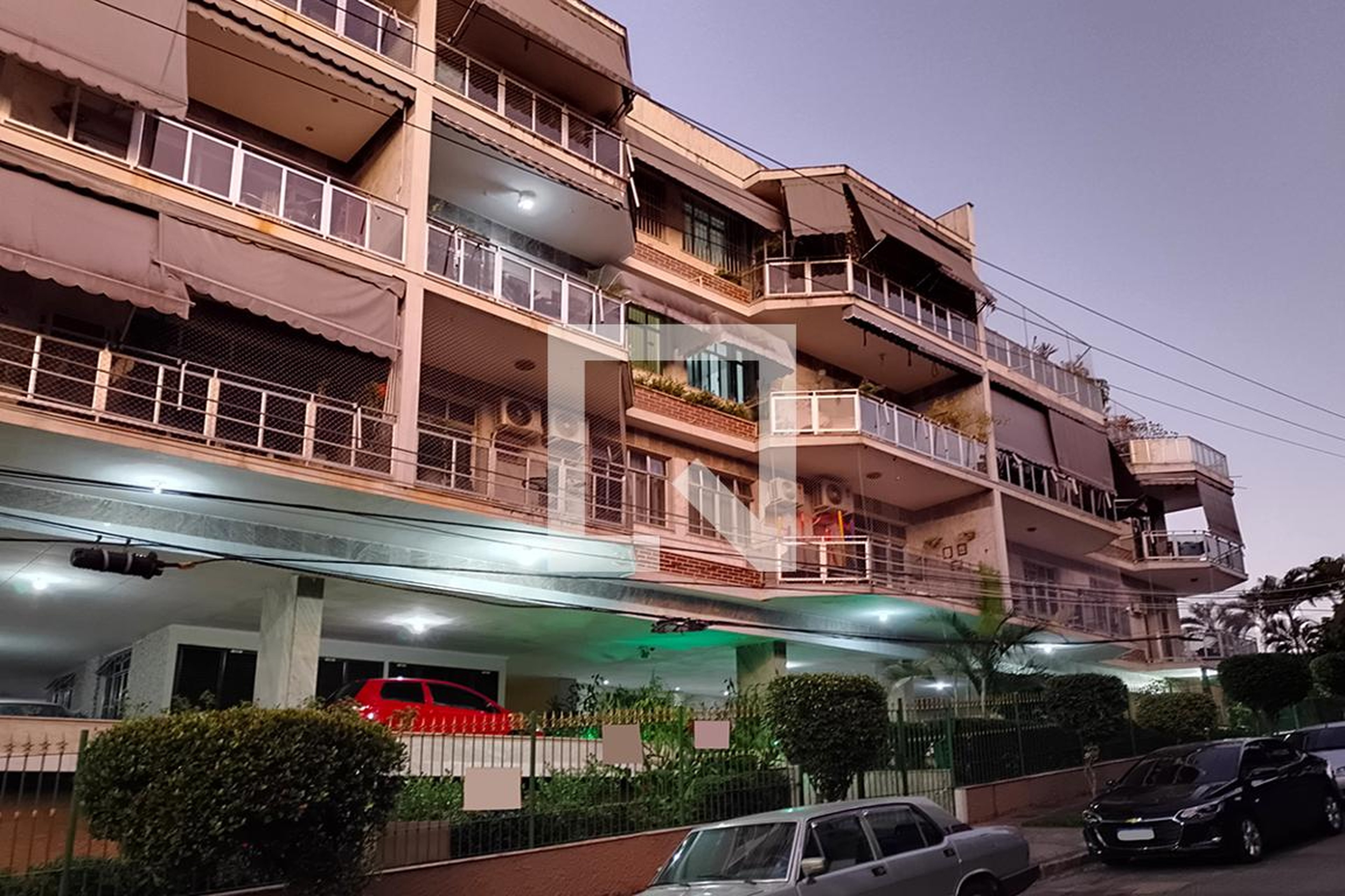 Fachada do Prédio Condomínio Solar Ana Maria