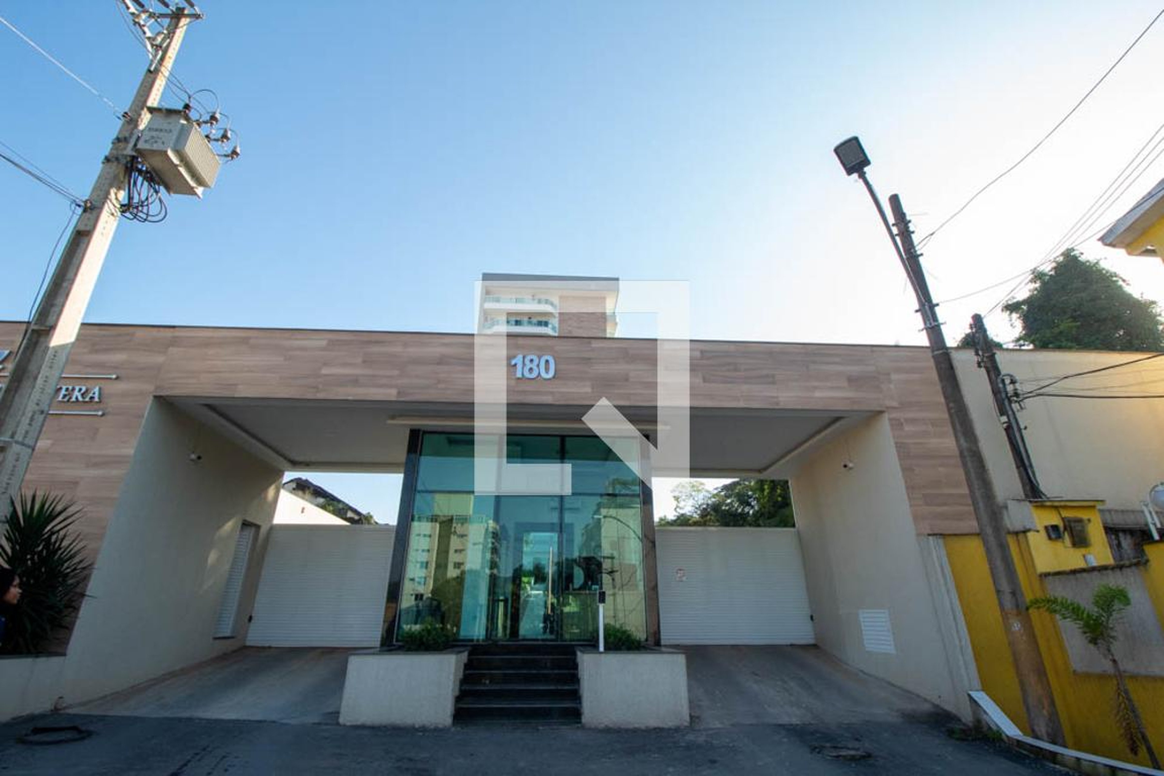 Fachada Condomínio em Alameda Aristídes Lôbo, 180