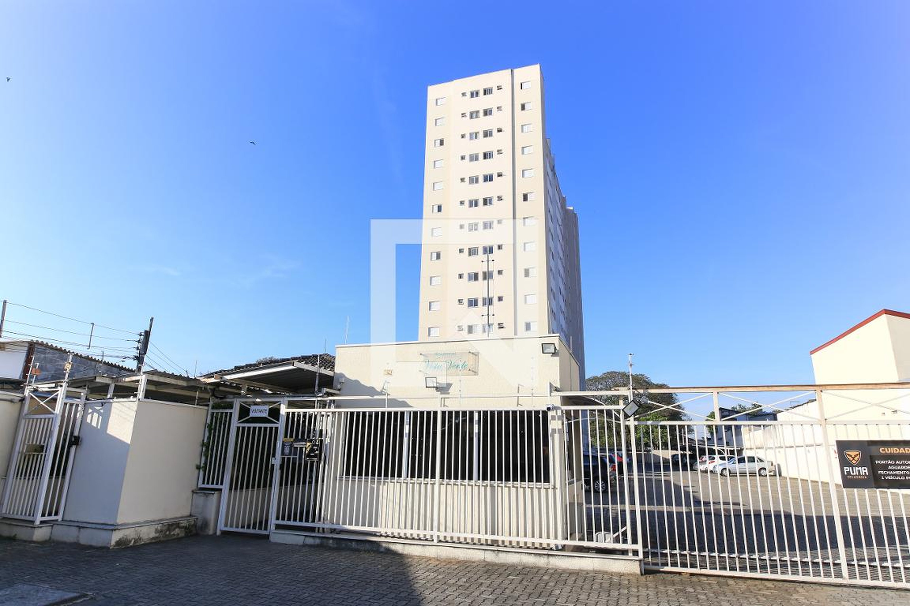 Fachada Residencial Vista Verde