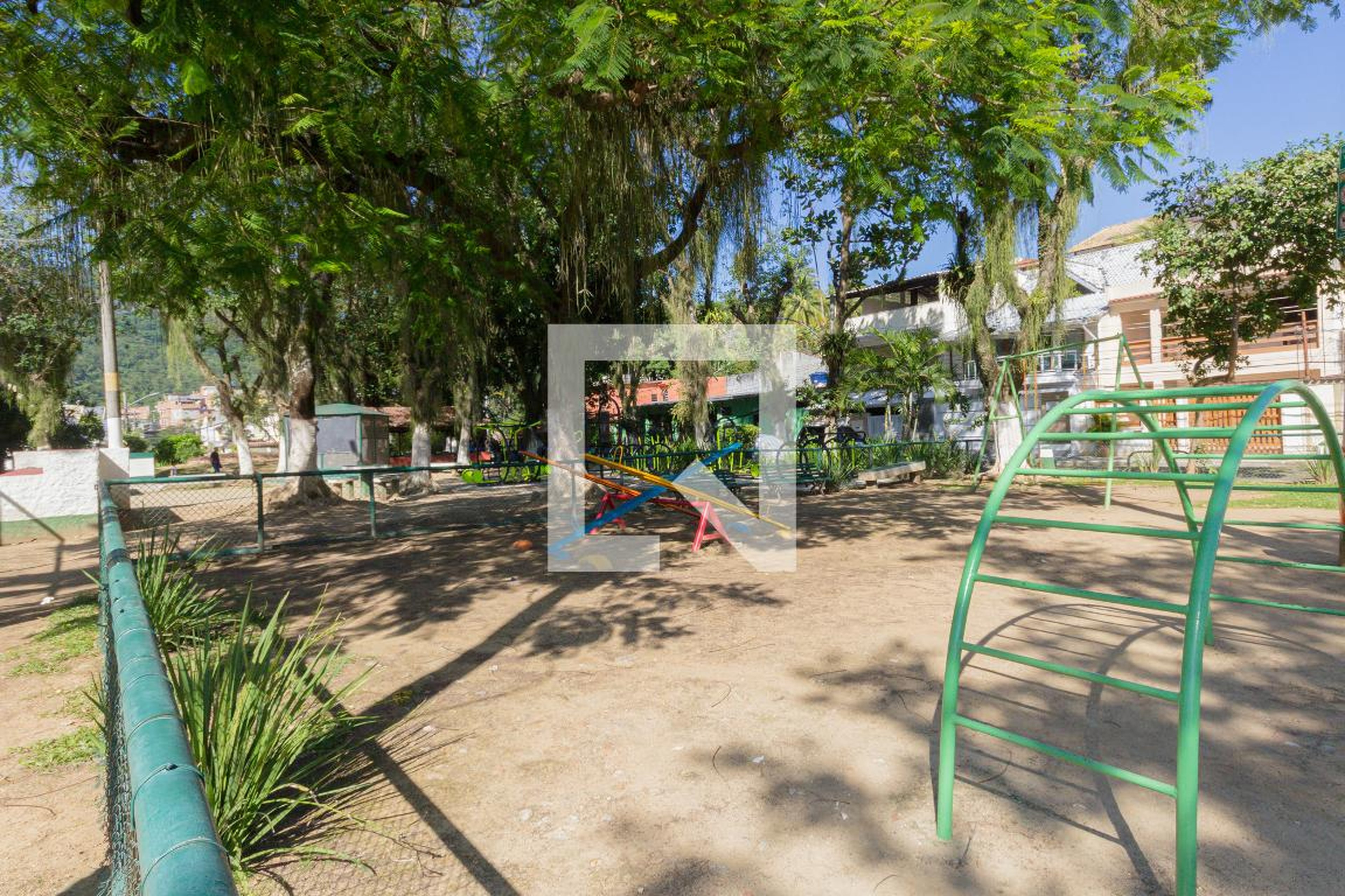 Parquinho - Vale do Araticum