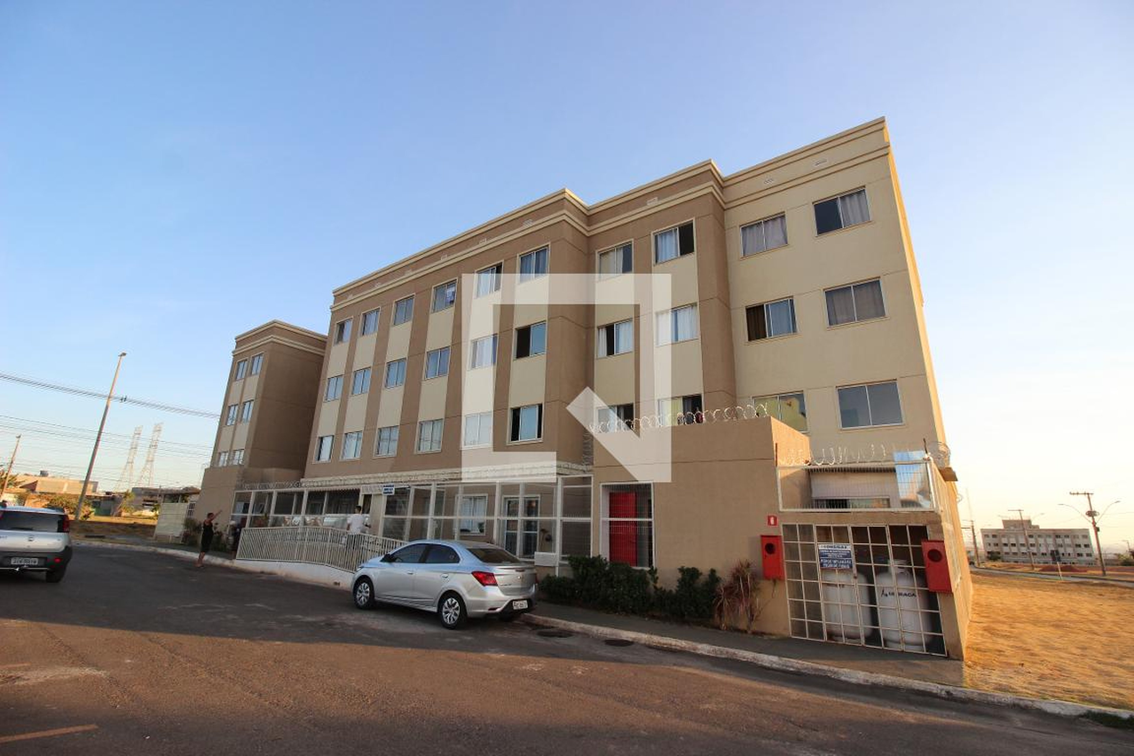 Fachada Condomínio em Qn 423 Conjunto A B C D E, 1