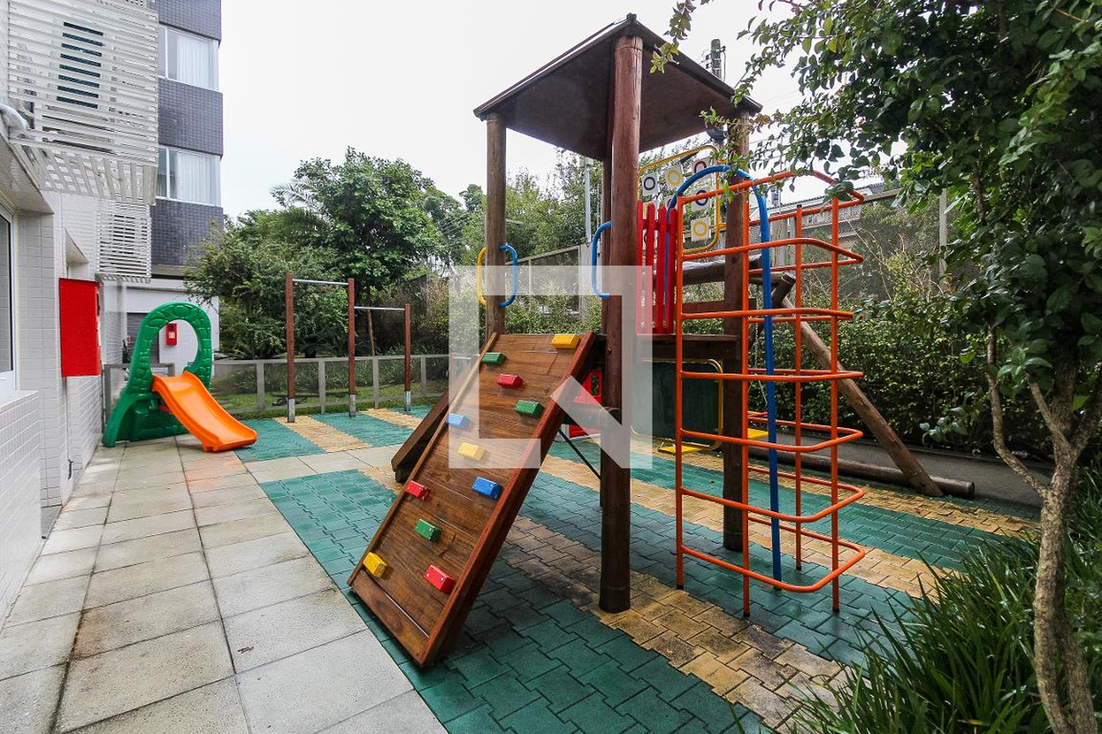 Playground - Quatro Estações