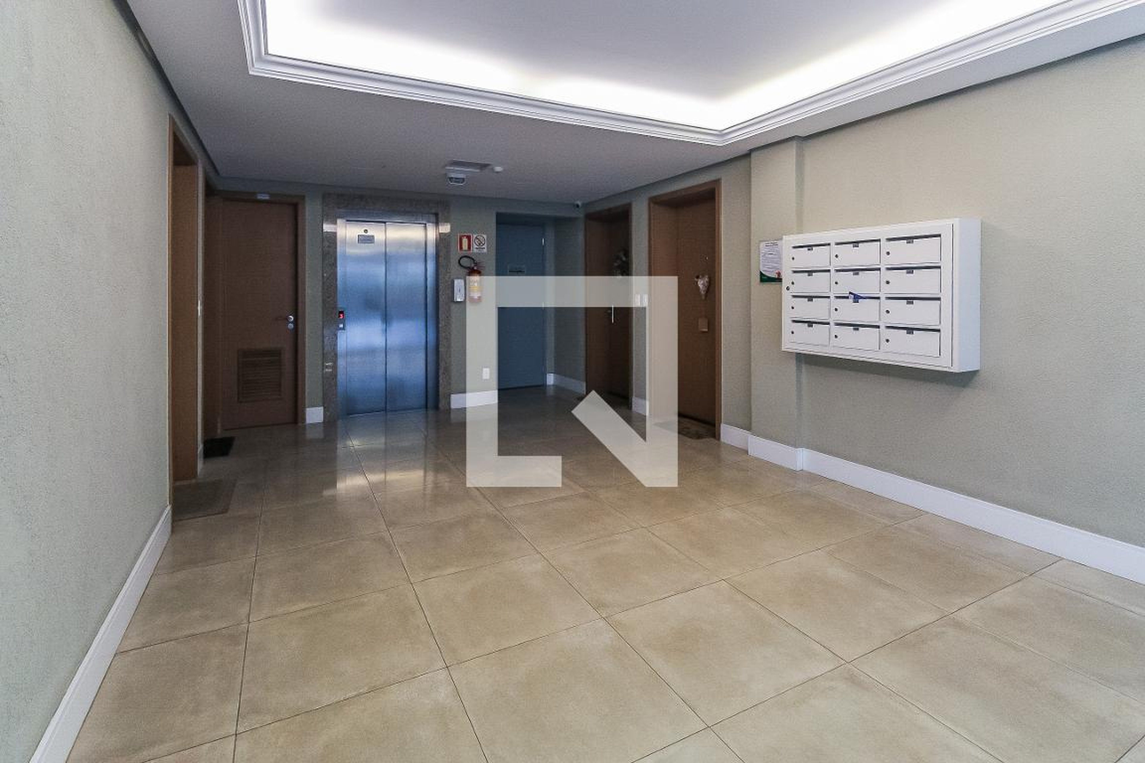 Hall - Quatro Estações