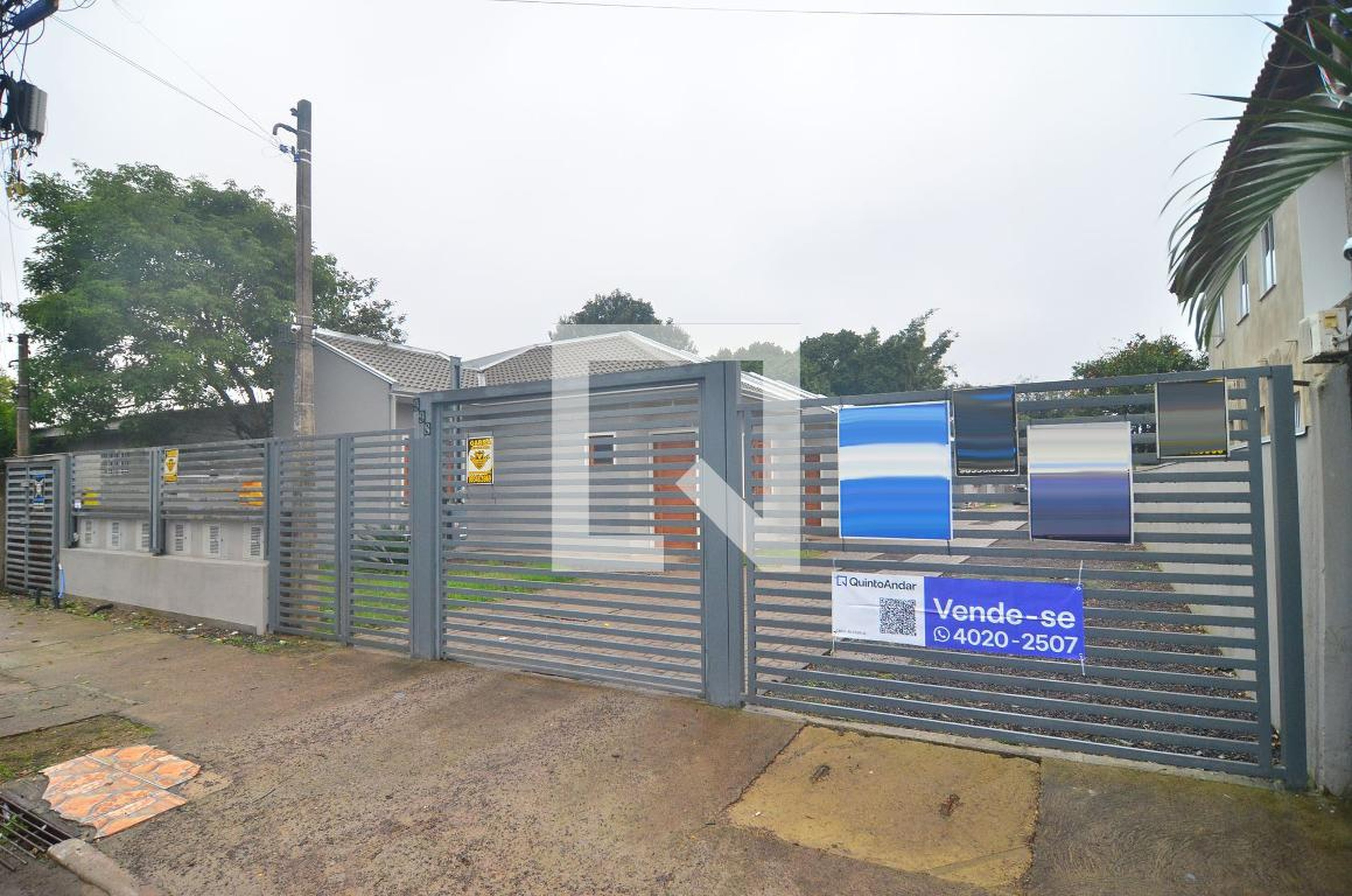 Fachada Condomínio em Rua Pelotas, 998