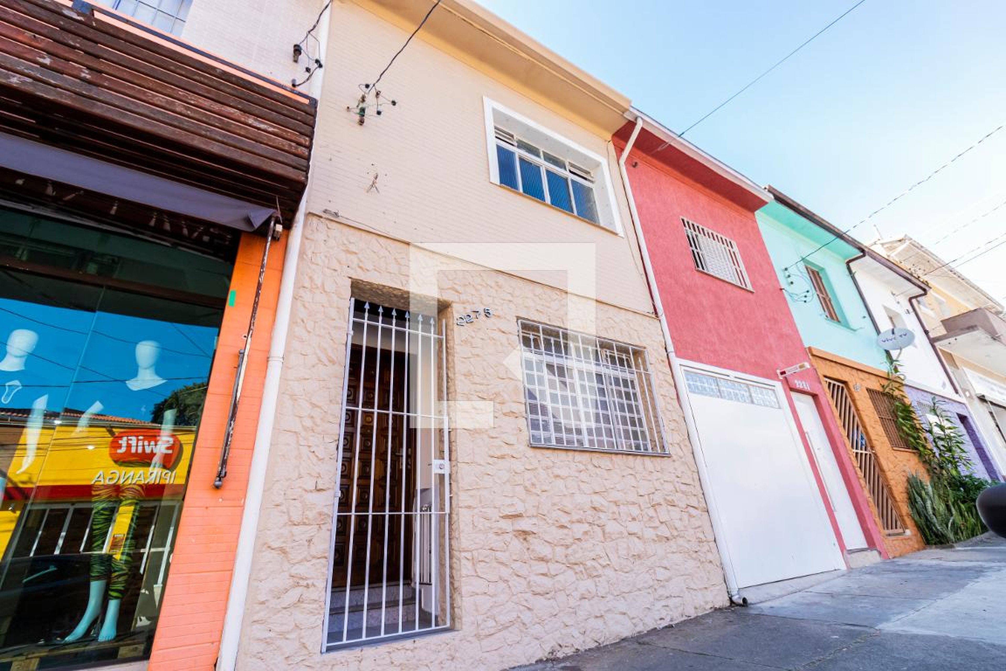 Fachada Condomínio em Rua Bom Pastor, 2275