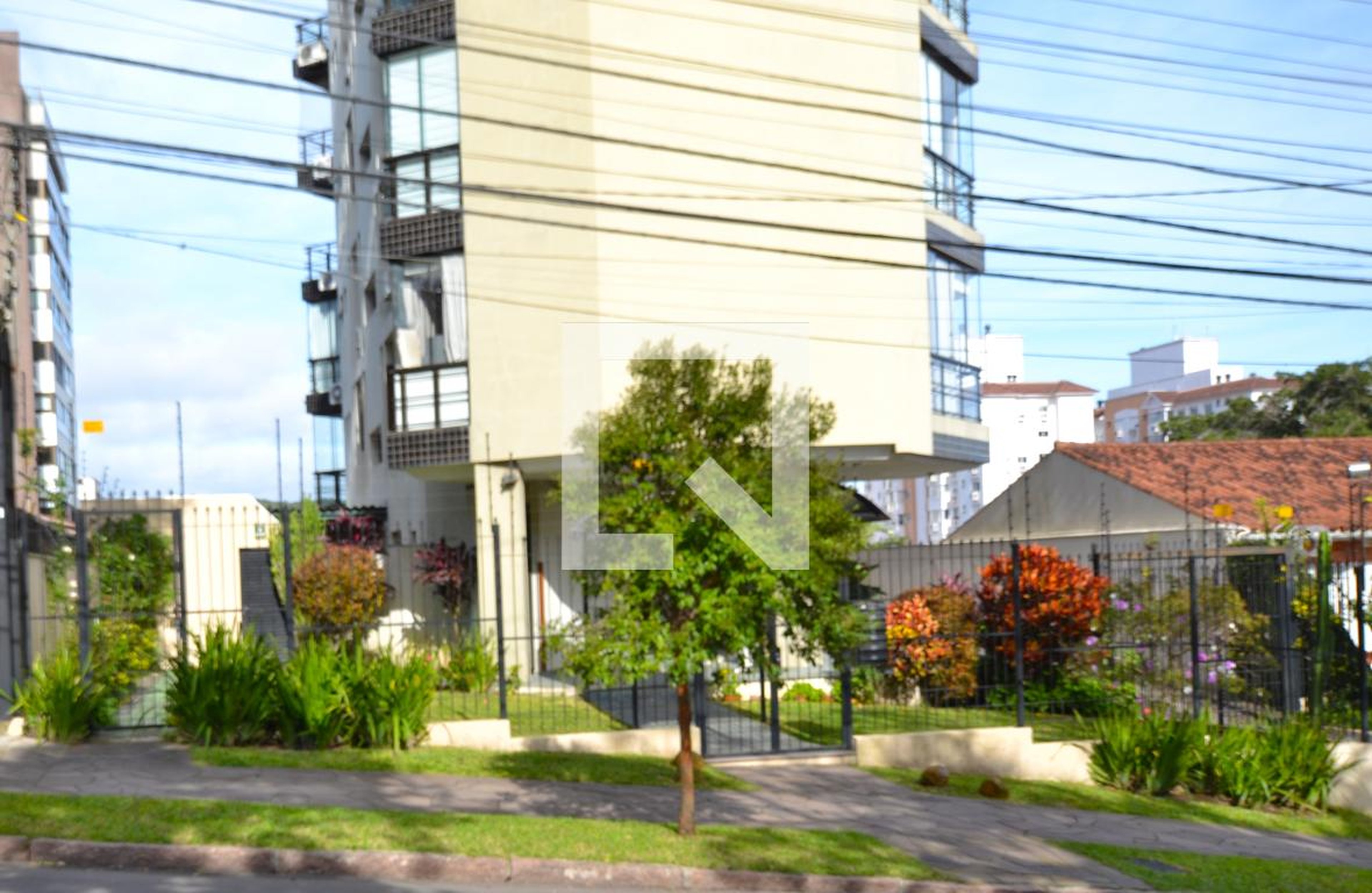 Fachada Condomínio em Rua Doutor Barcelos, 799