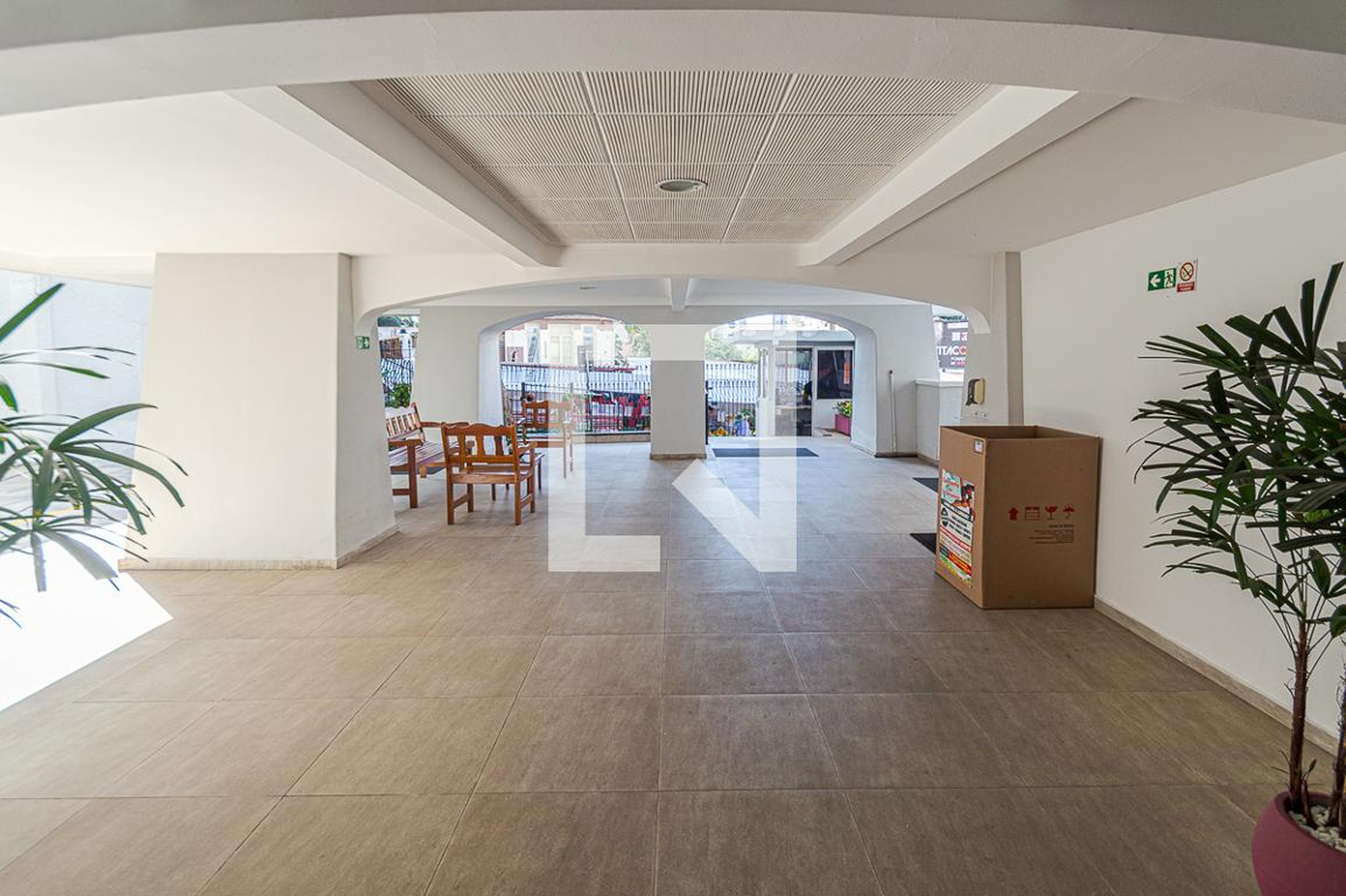 Entrada - Edifício Flamboyant