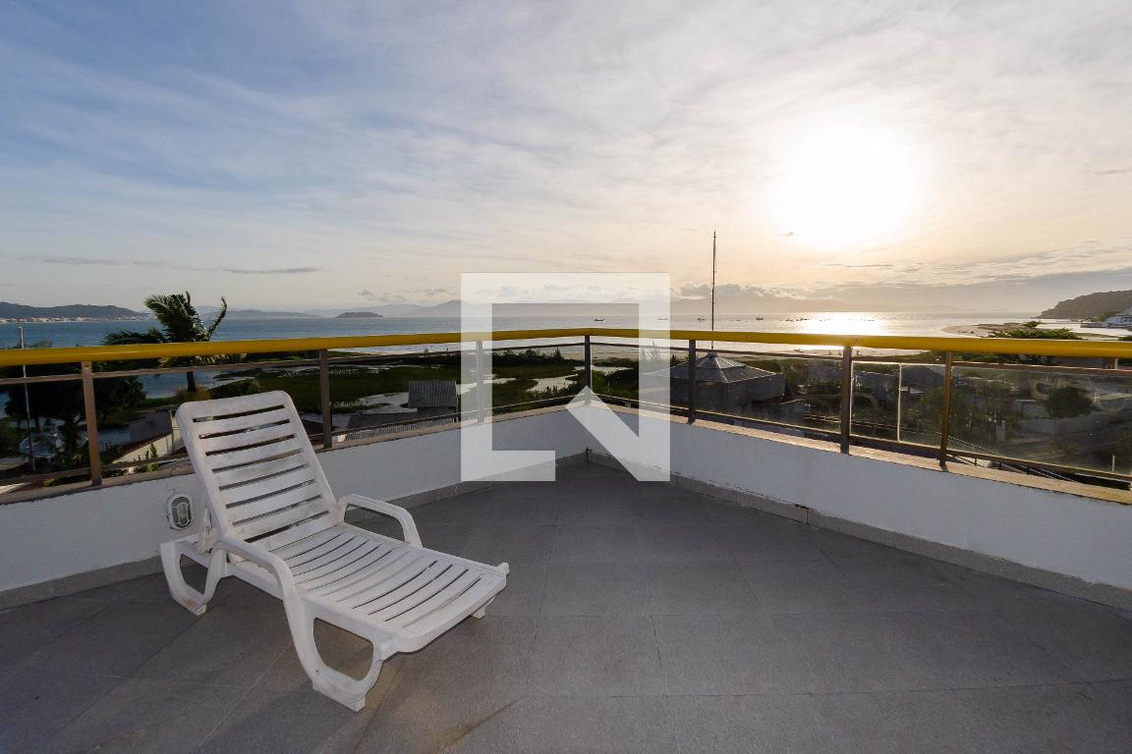 Piscina - Residencial Garapuvu