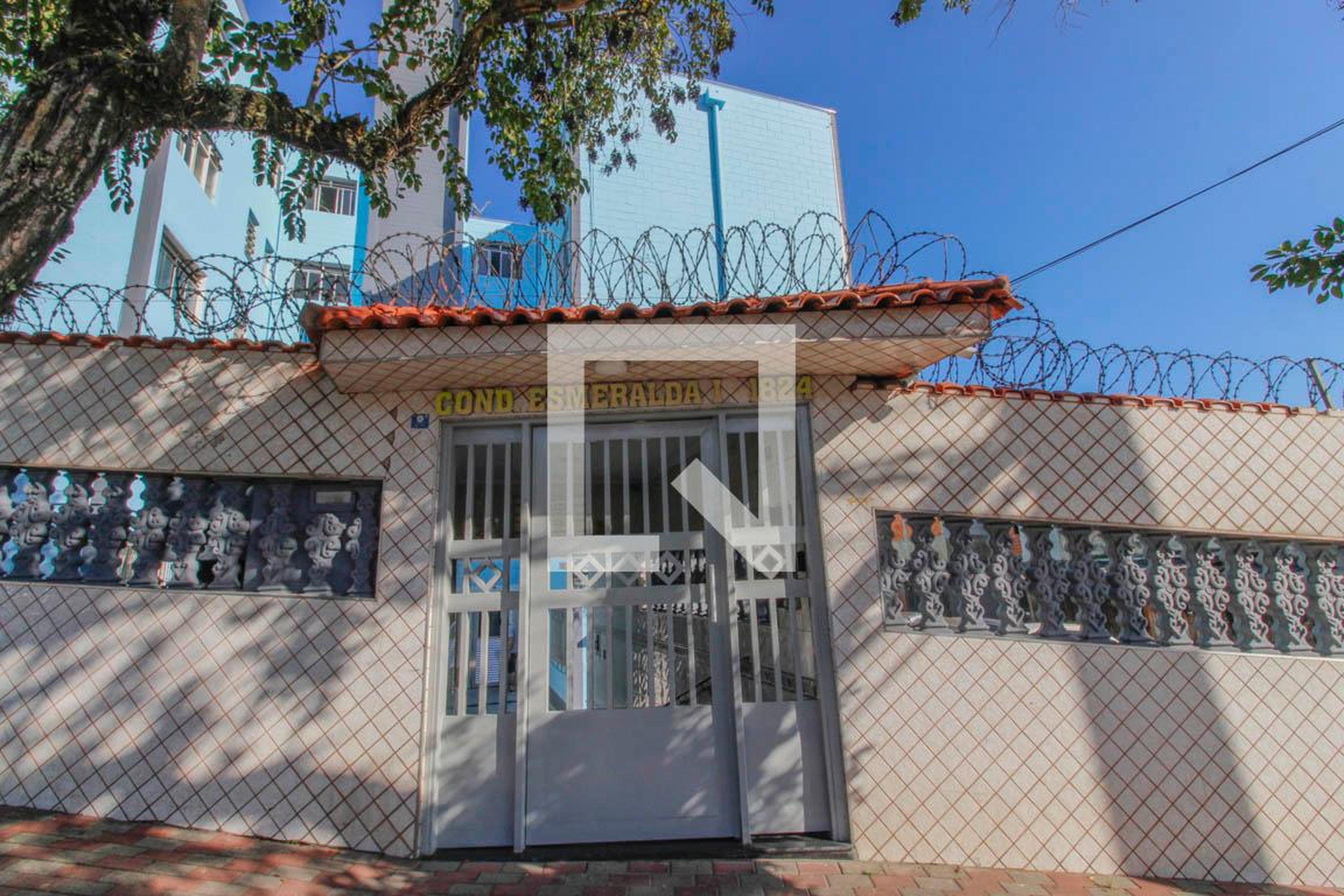 Fachada Condomínio Esmeralda