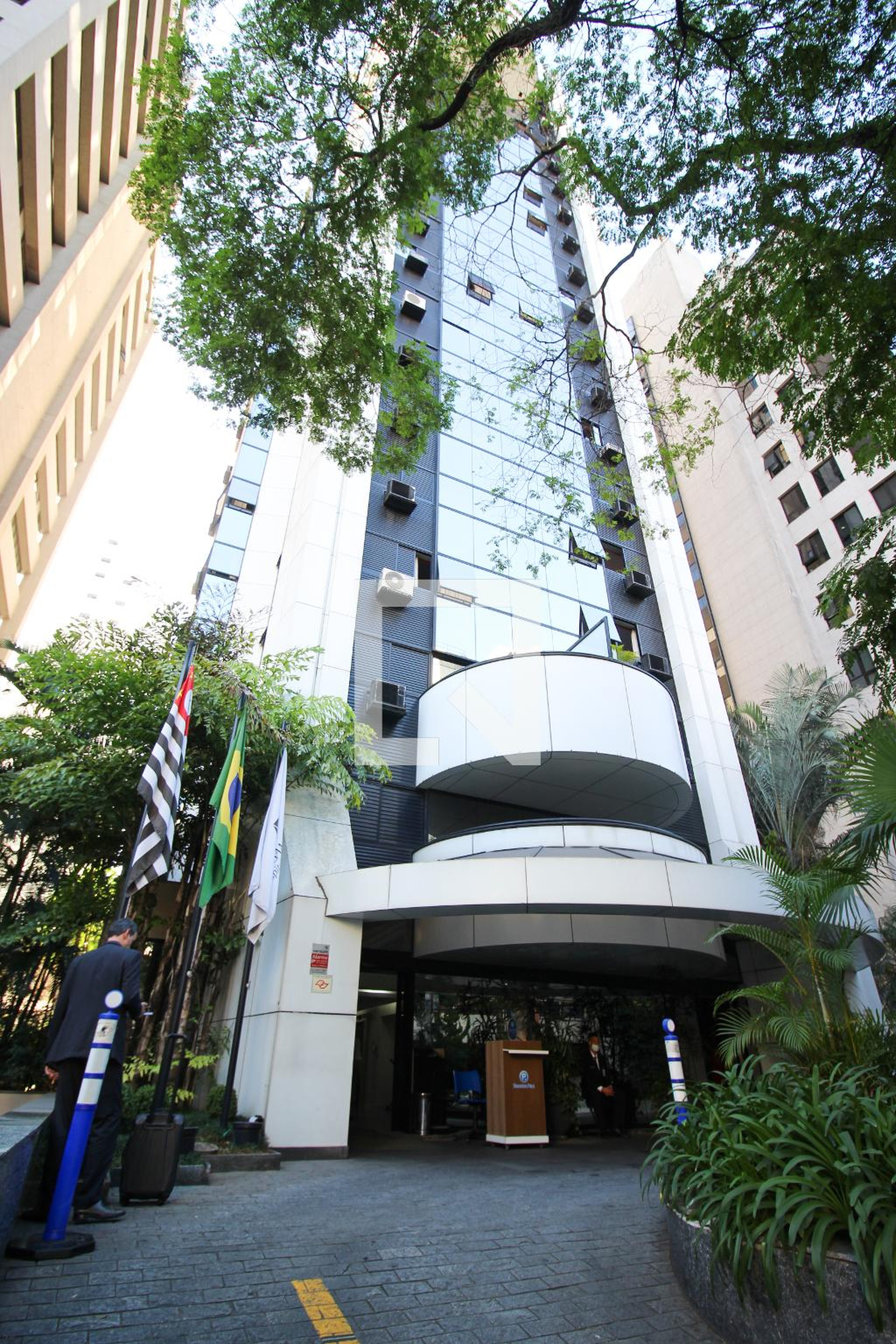 Fachada do Prédio Condomínio Century Faria Lima