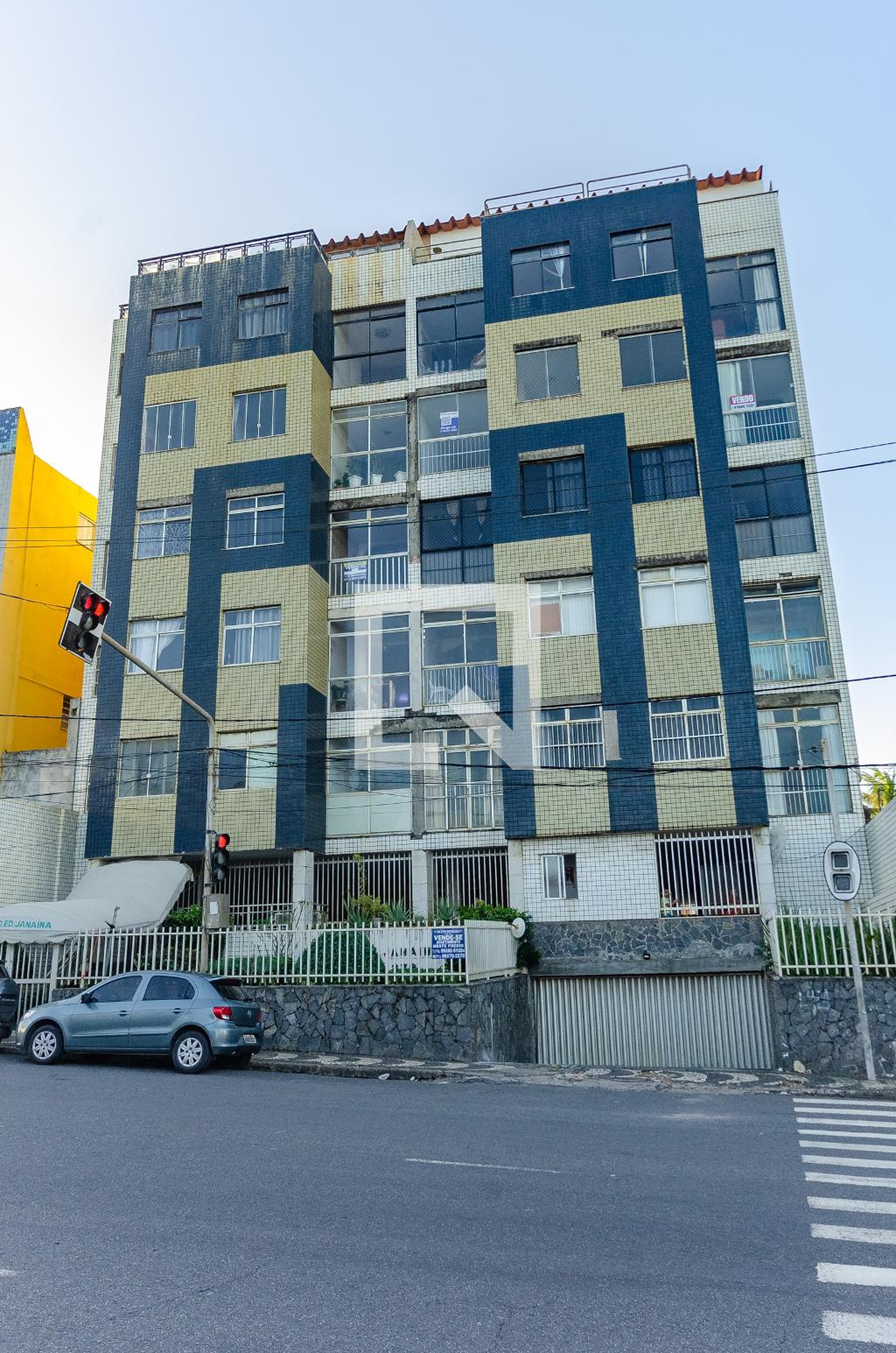 Fachada do Prédio Condomínio em Rua Visconde de Itaborahy, 379