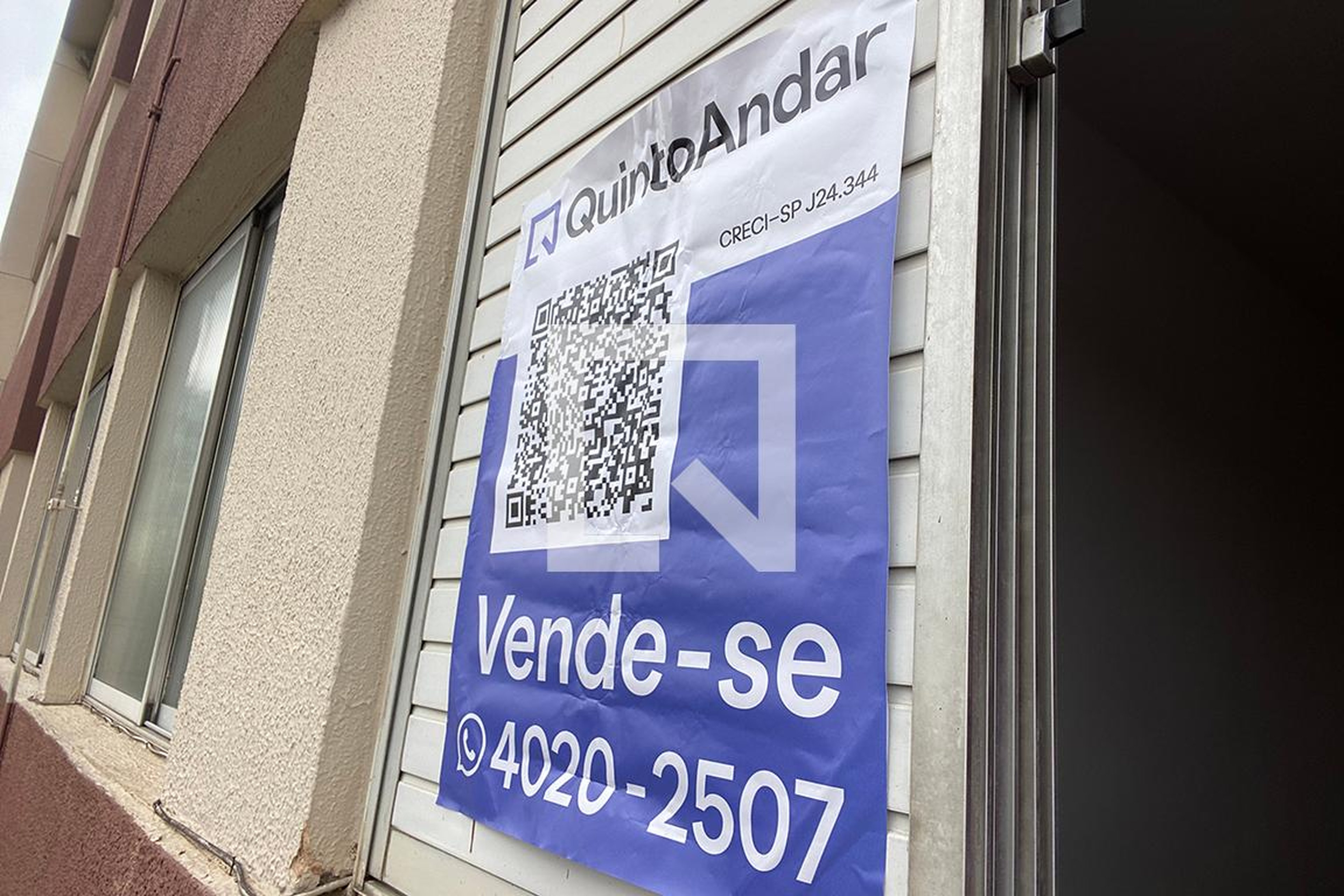 Fachada Condomínio em Rua Frei Gaspar, 44