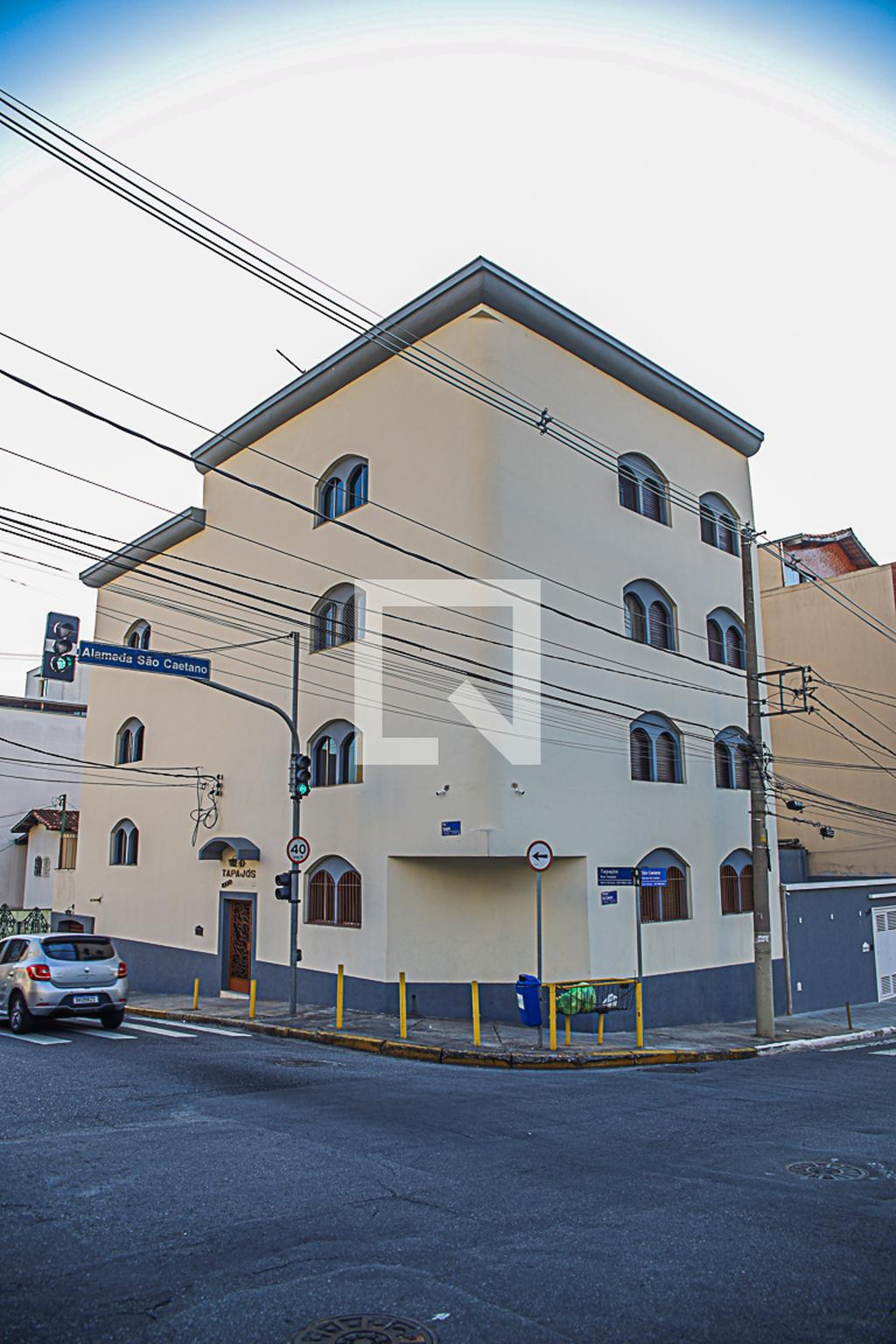 Fachada Condomínio em Rua Tapajós, 1000