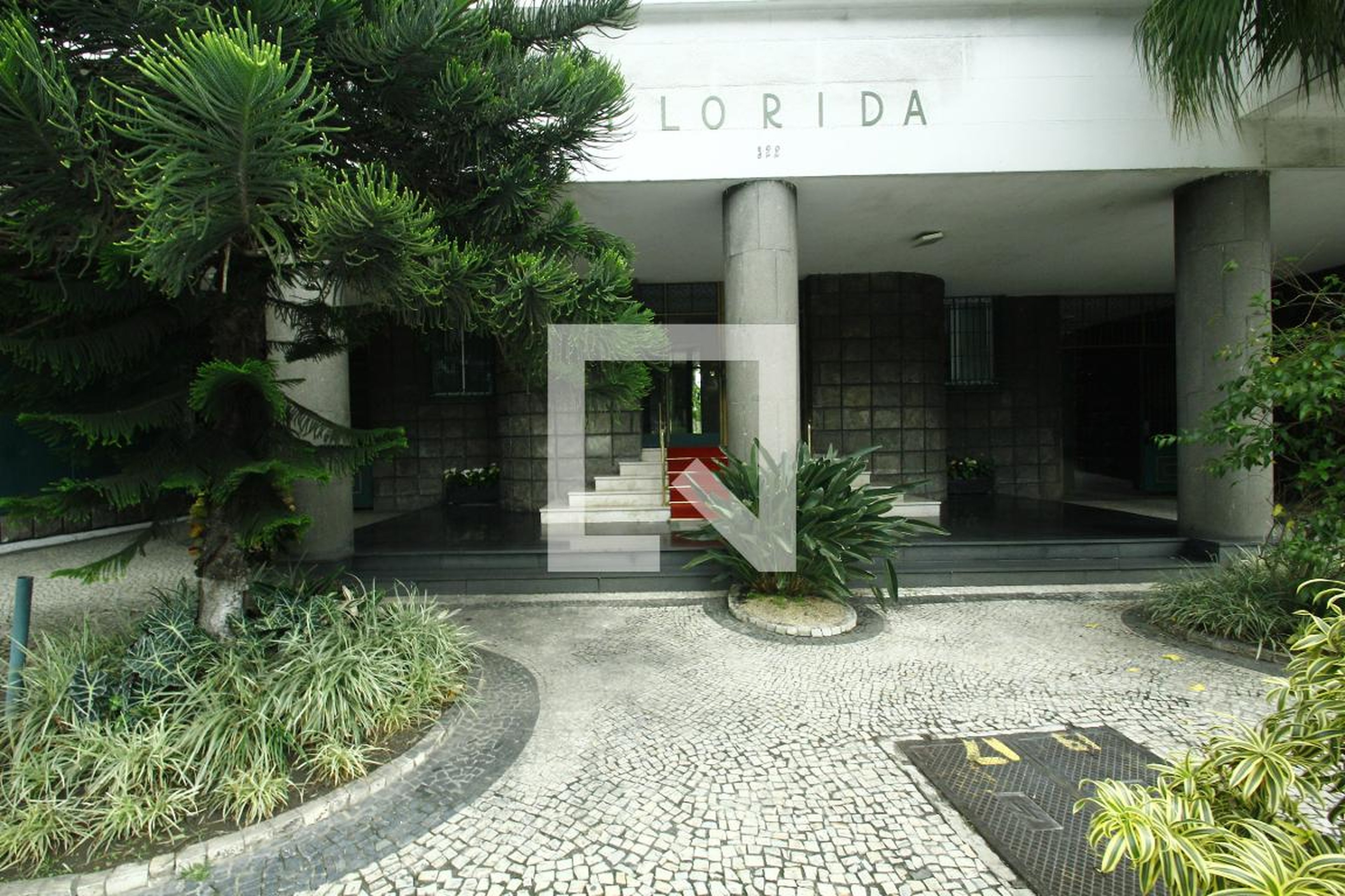 Entrada do Prédio - Edifício Florida