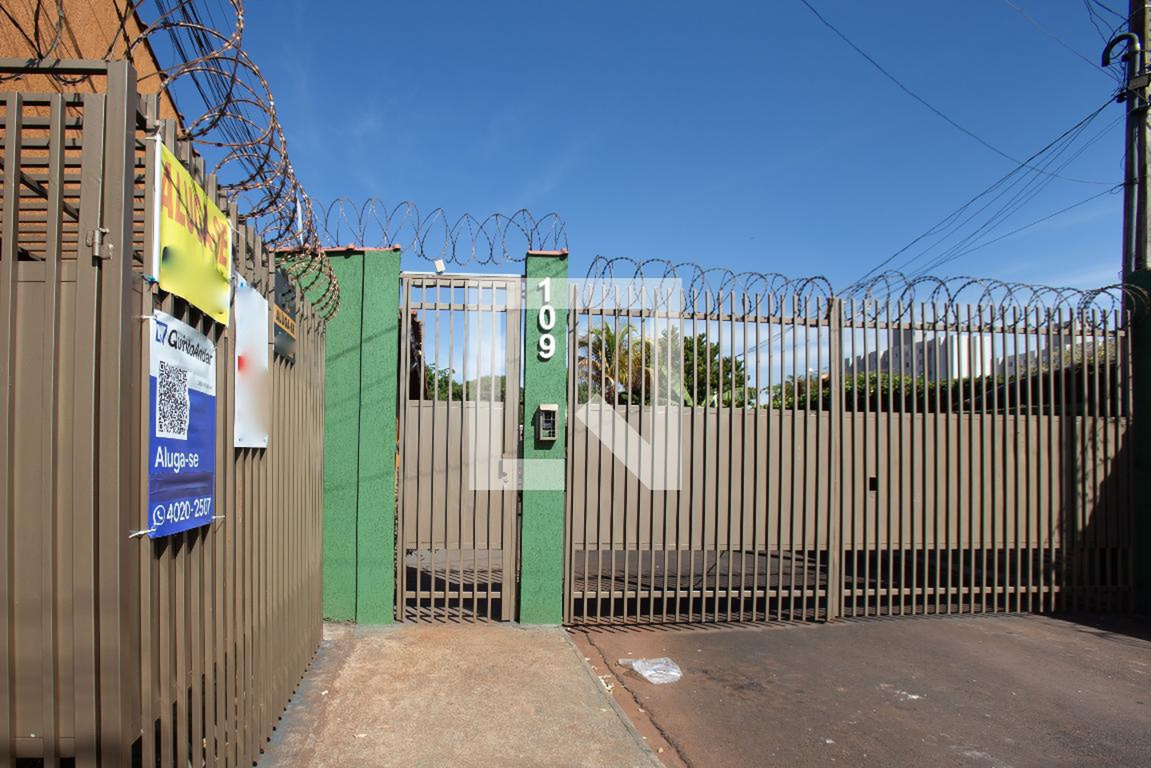 Fachada do condomínio Condomínio em Rua Amadeu Giacheto, 109