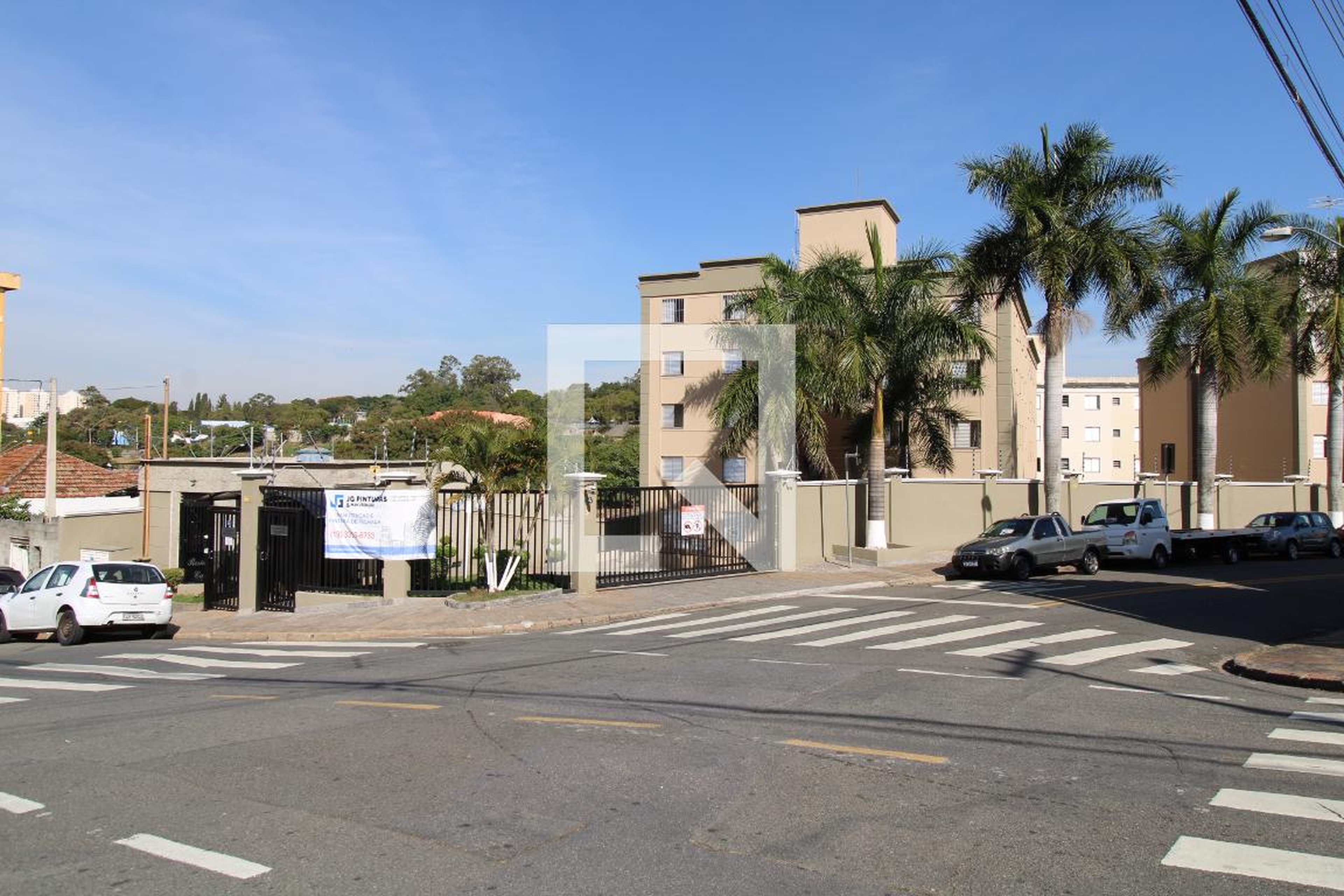 Fachada do Condomínio Residencial Carina