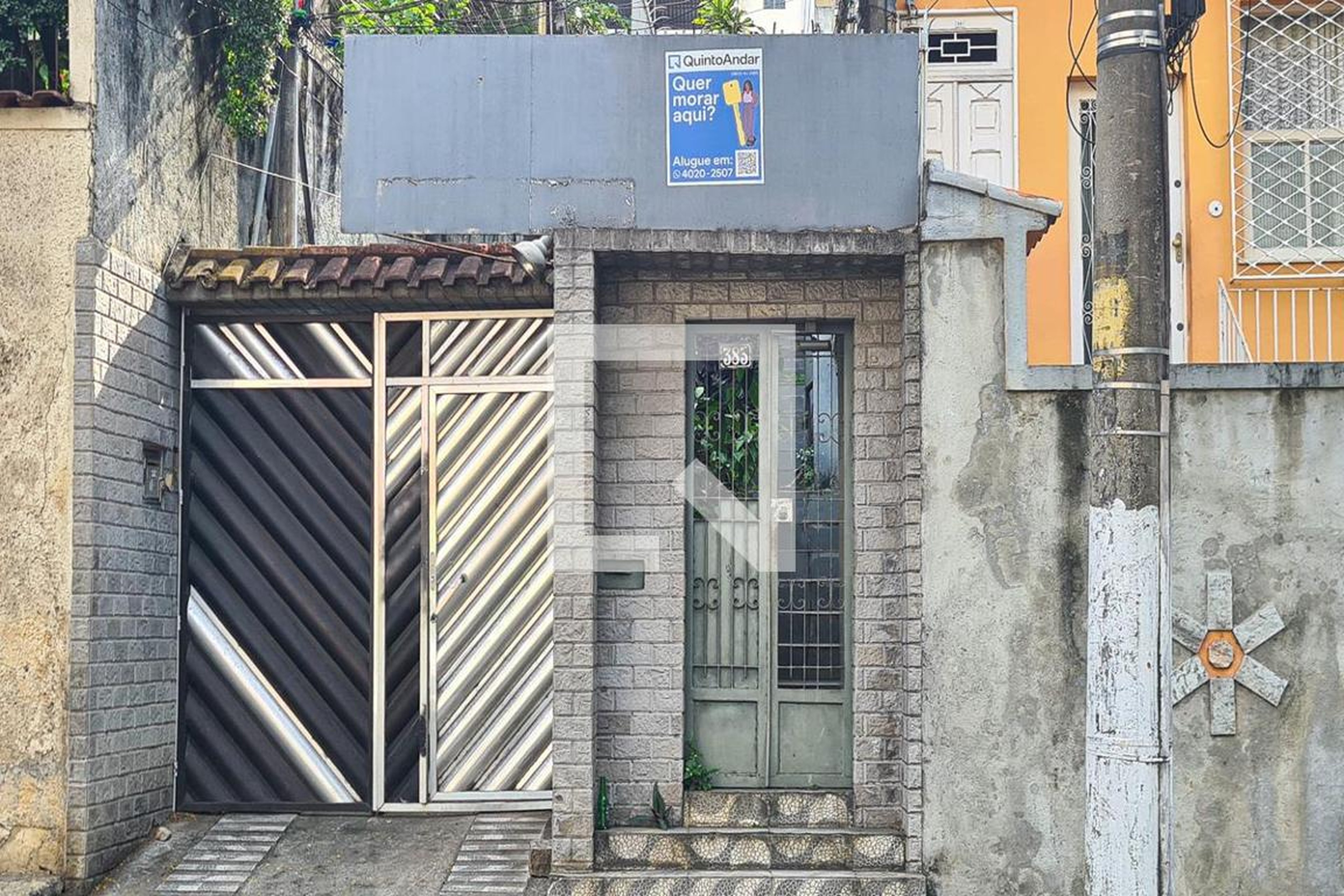 Fachada Condomínio em Rua Getulio, 383