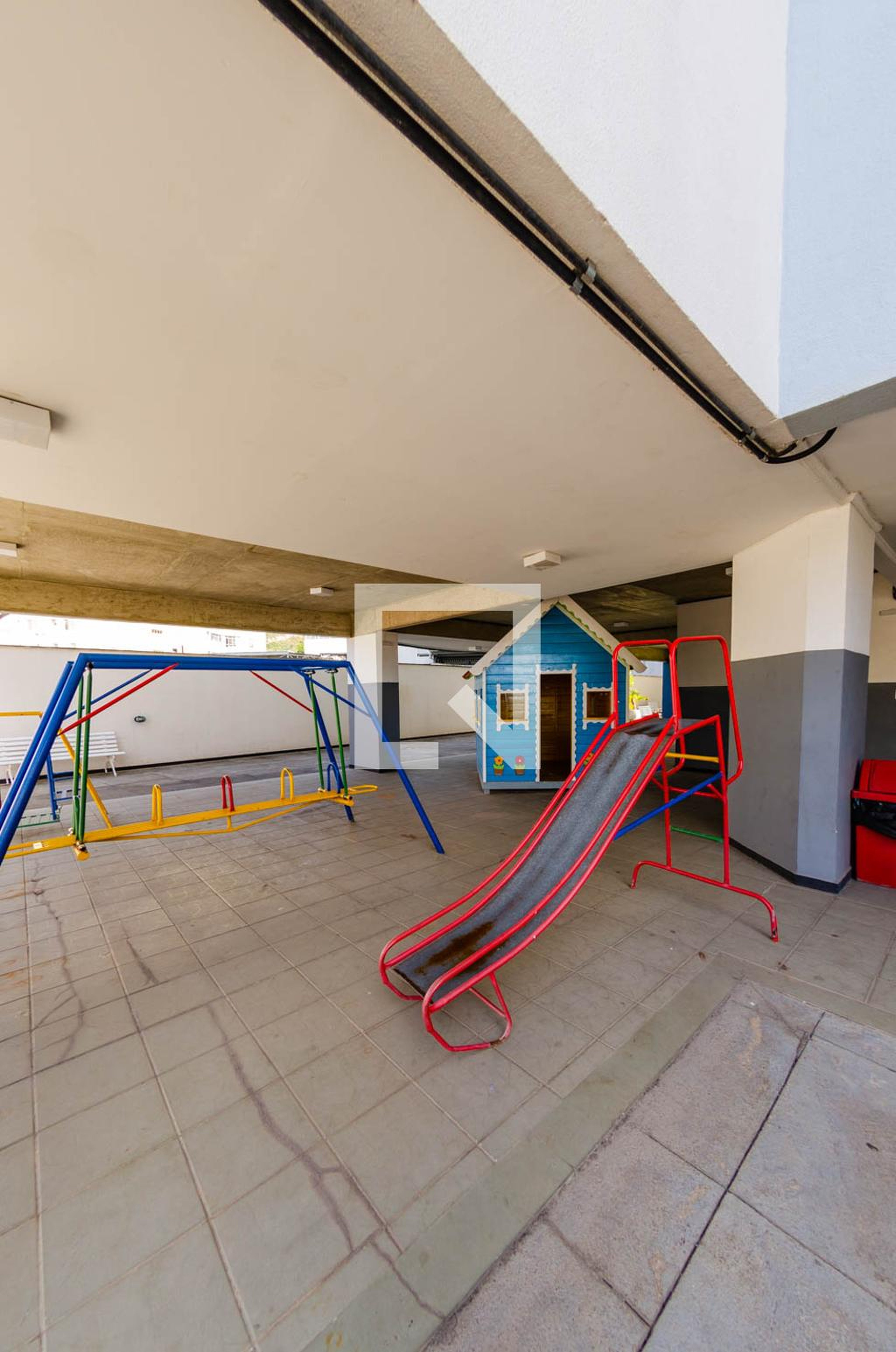 Playground - Jean Luc Godard