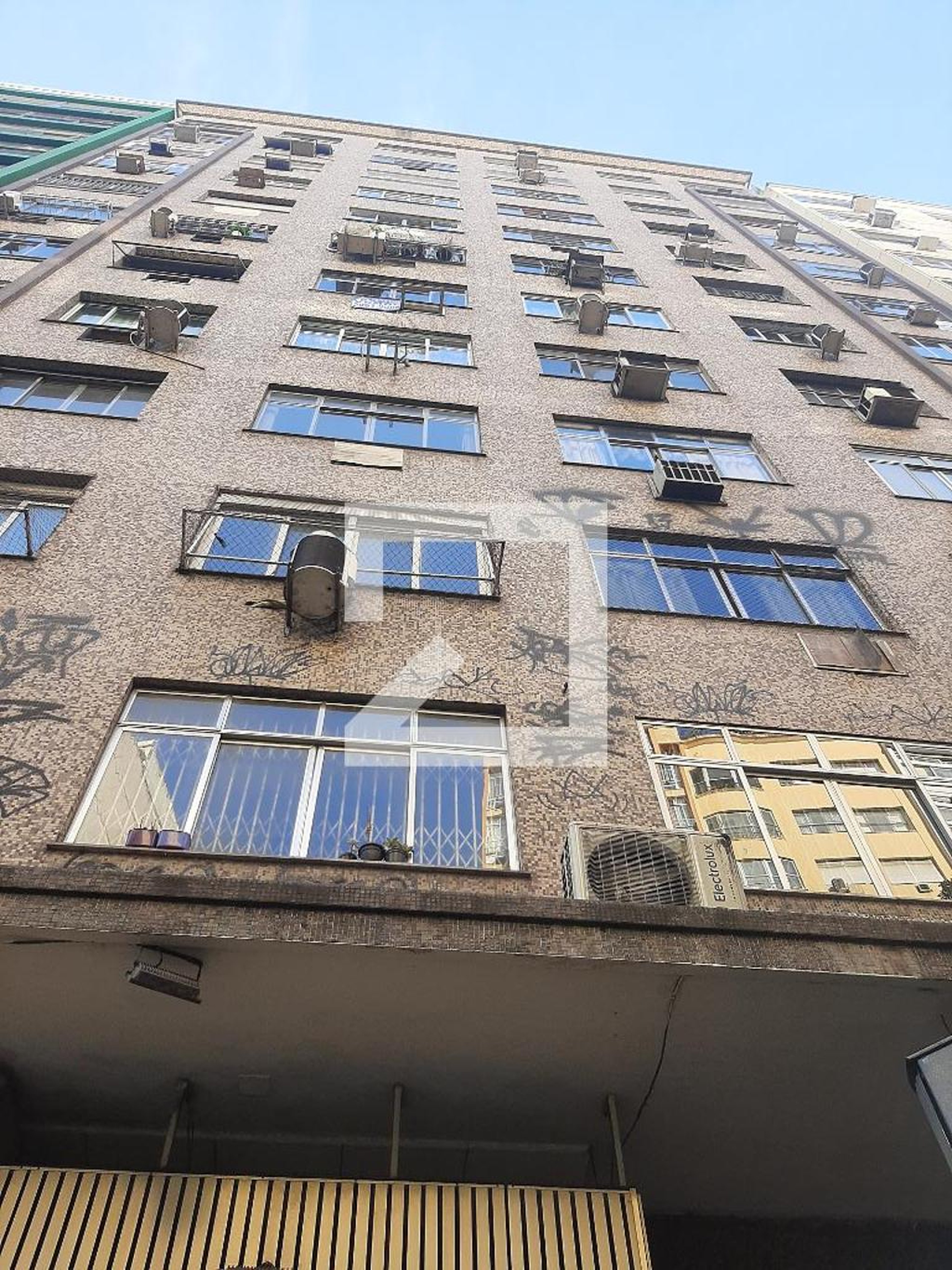 Fachada Condomínio em Avenida Nossa Senhora de Copacabana, 920