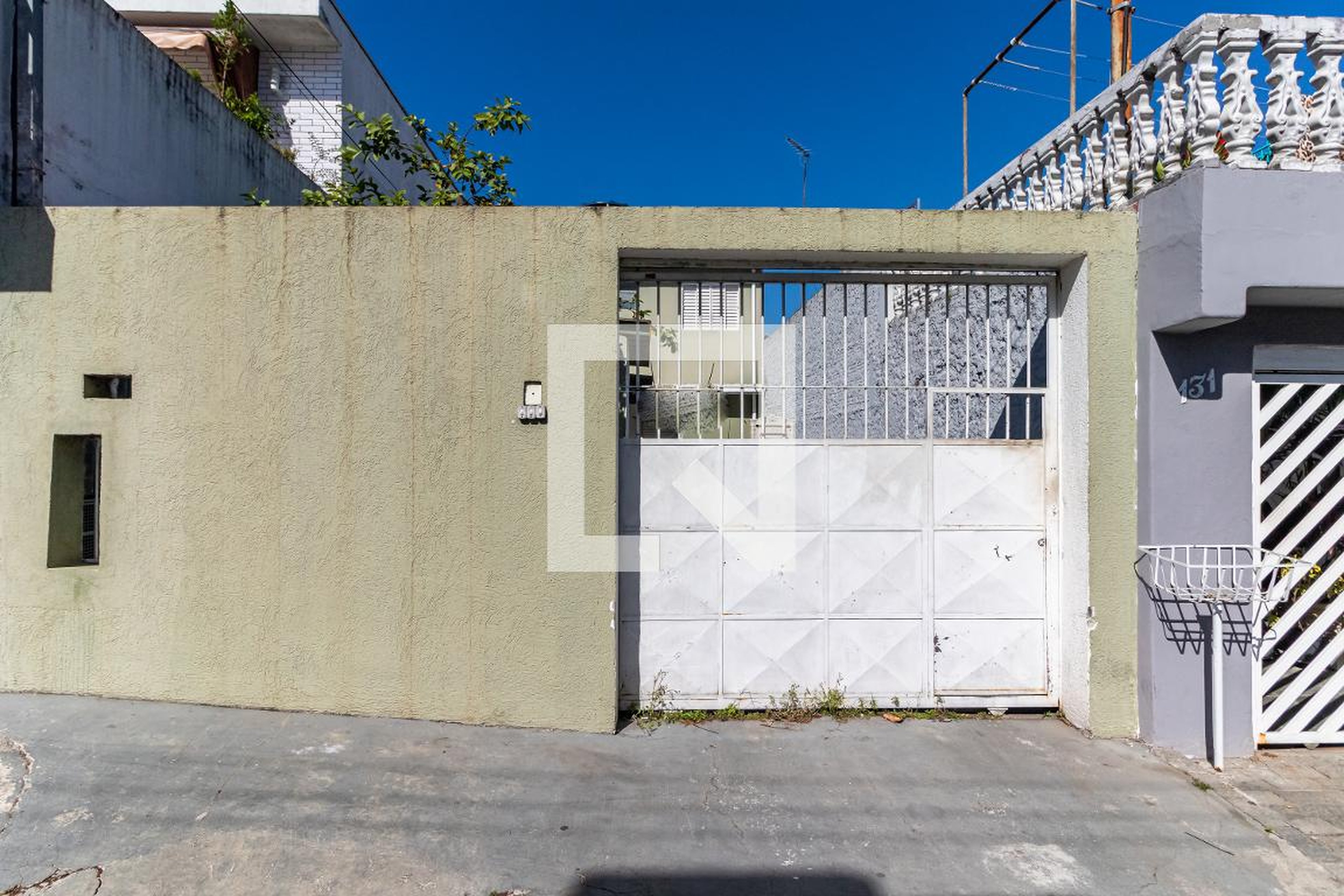 Fachada Condomínio em Rua José da Fonseca Nadaes, 127