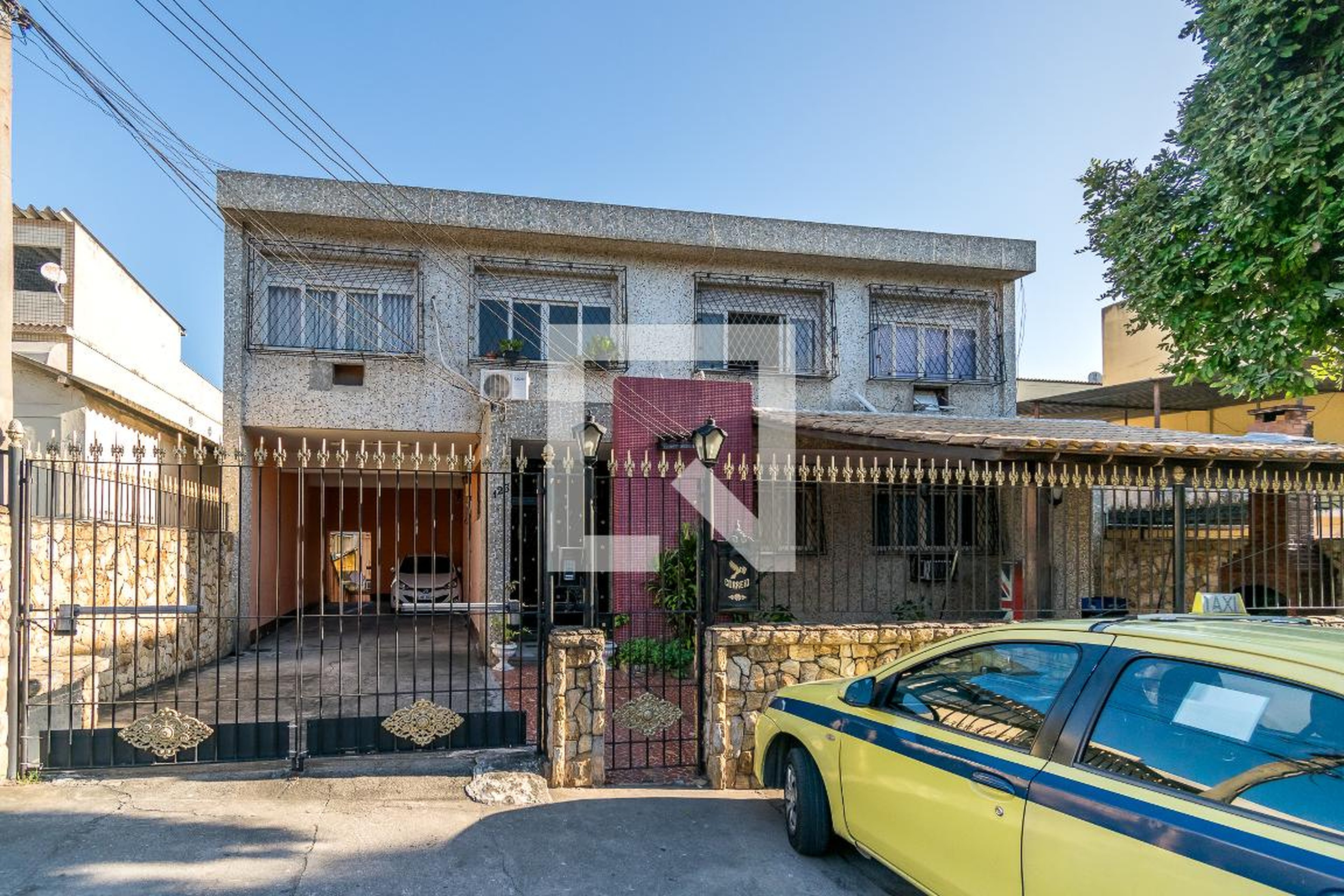 Fachada do Prédio Condomínio em Rua Braga, 123
