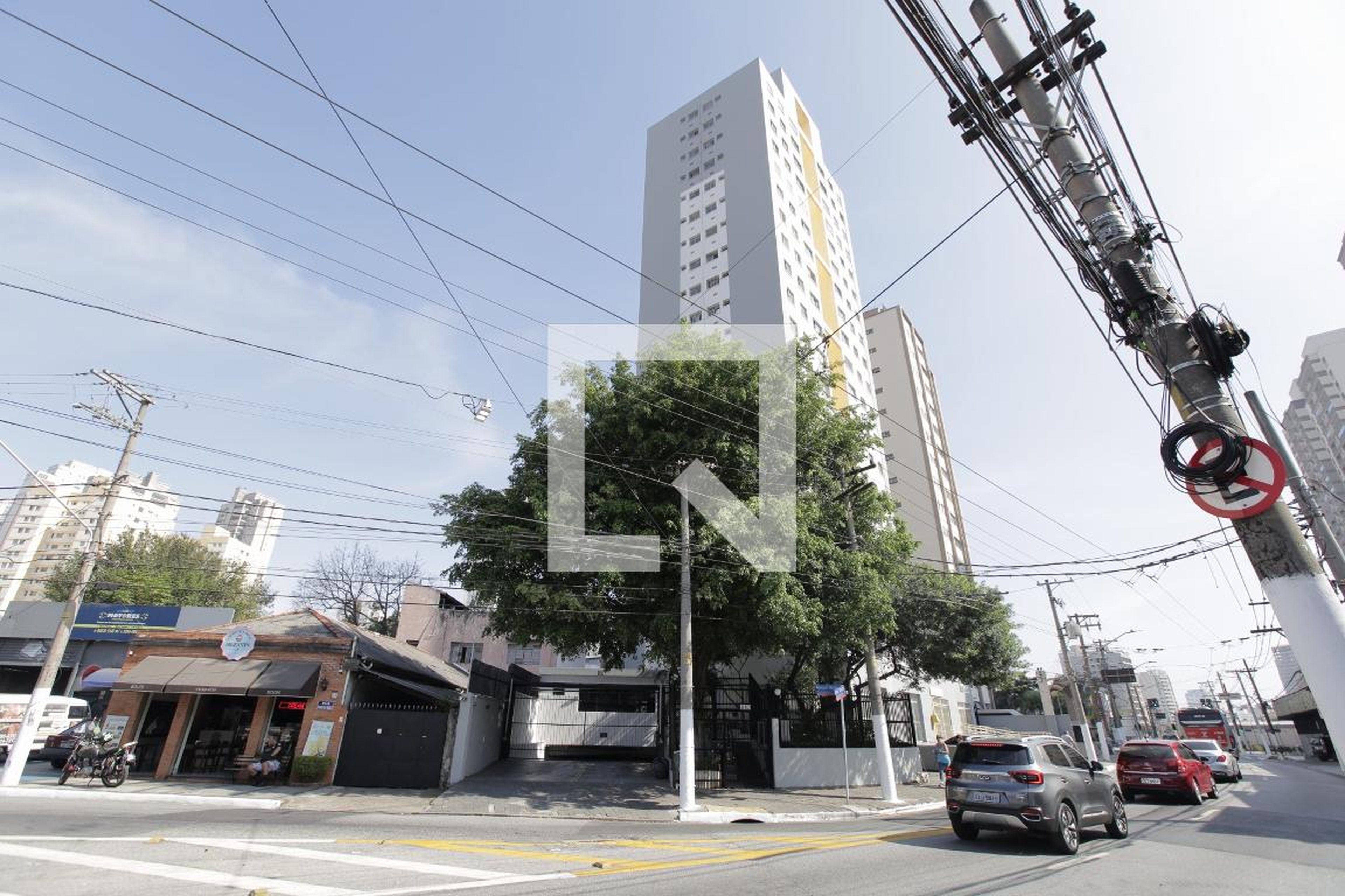 Fachada do Prédio Condomínio Lago de Garda