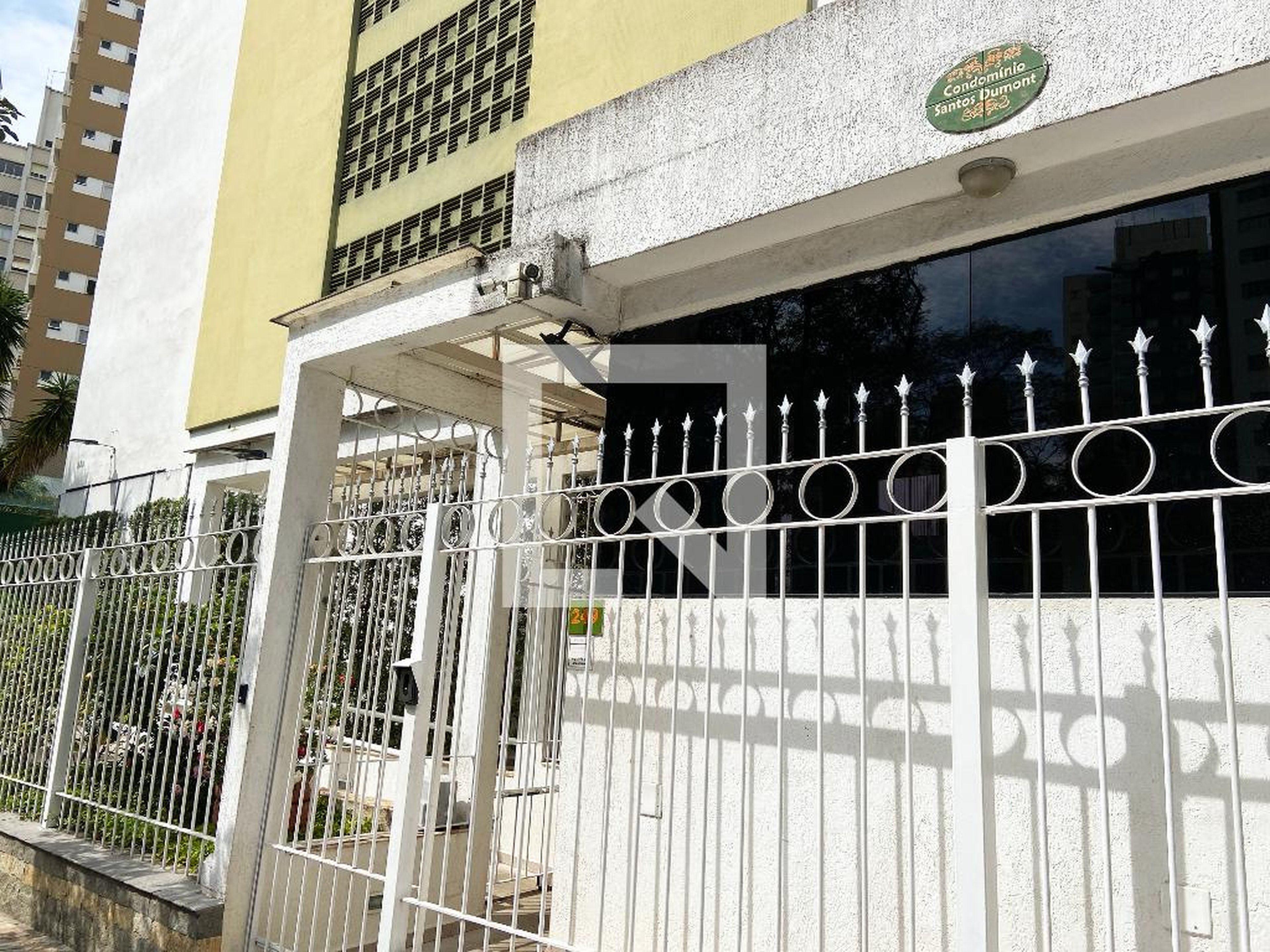 Fachada do Condomínio Condomínio Plínio barreto