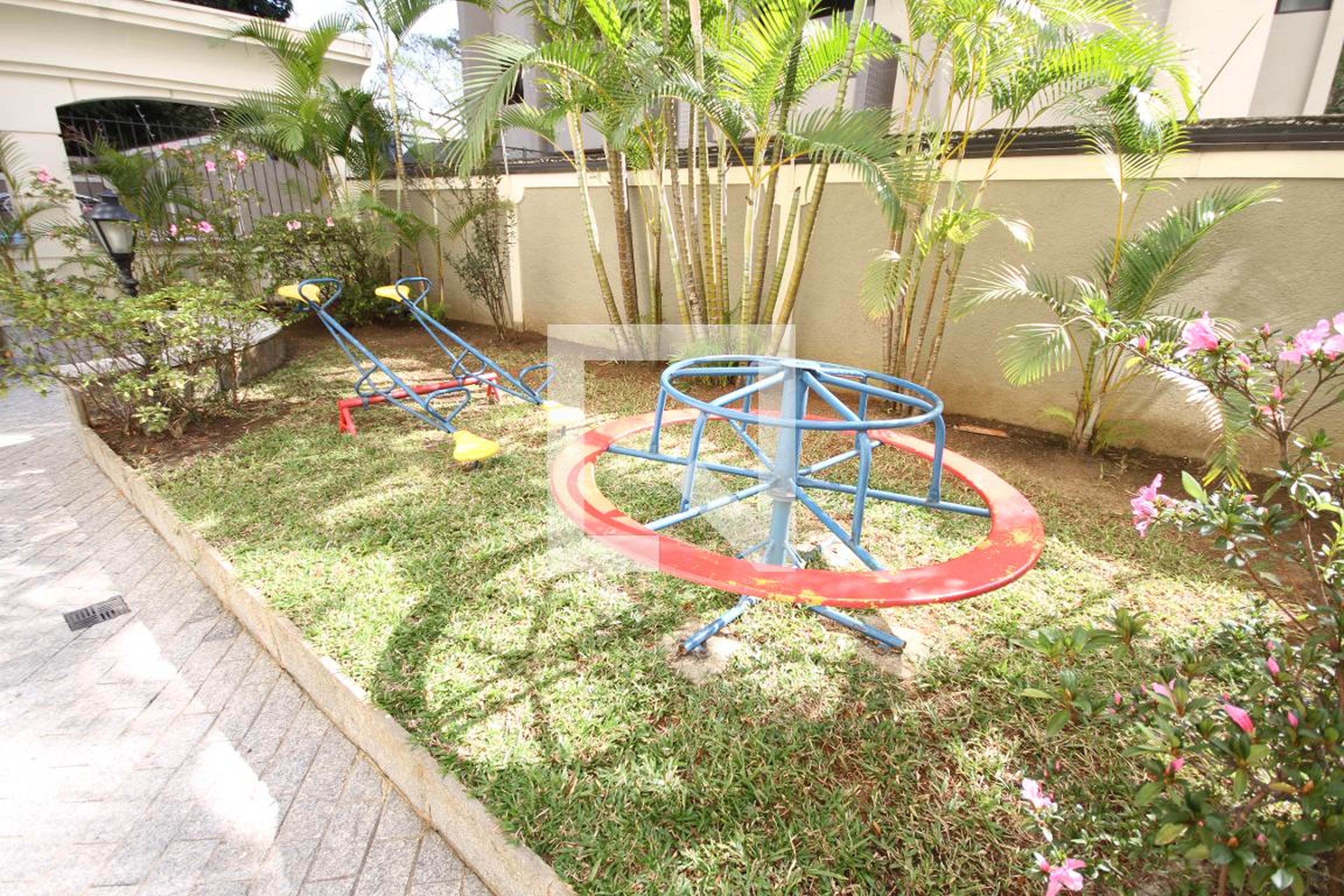 Playground - Maison Classic