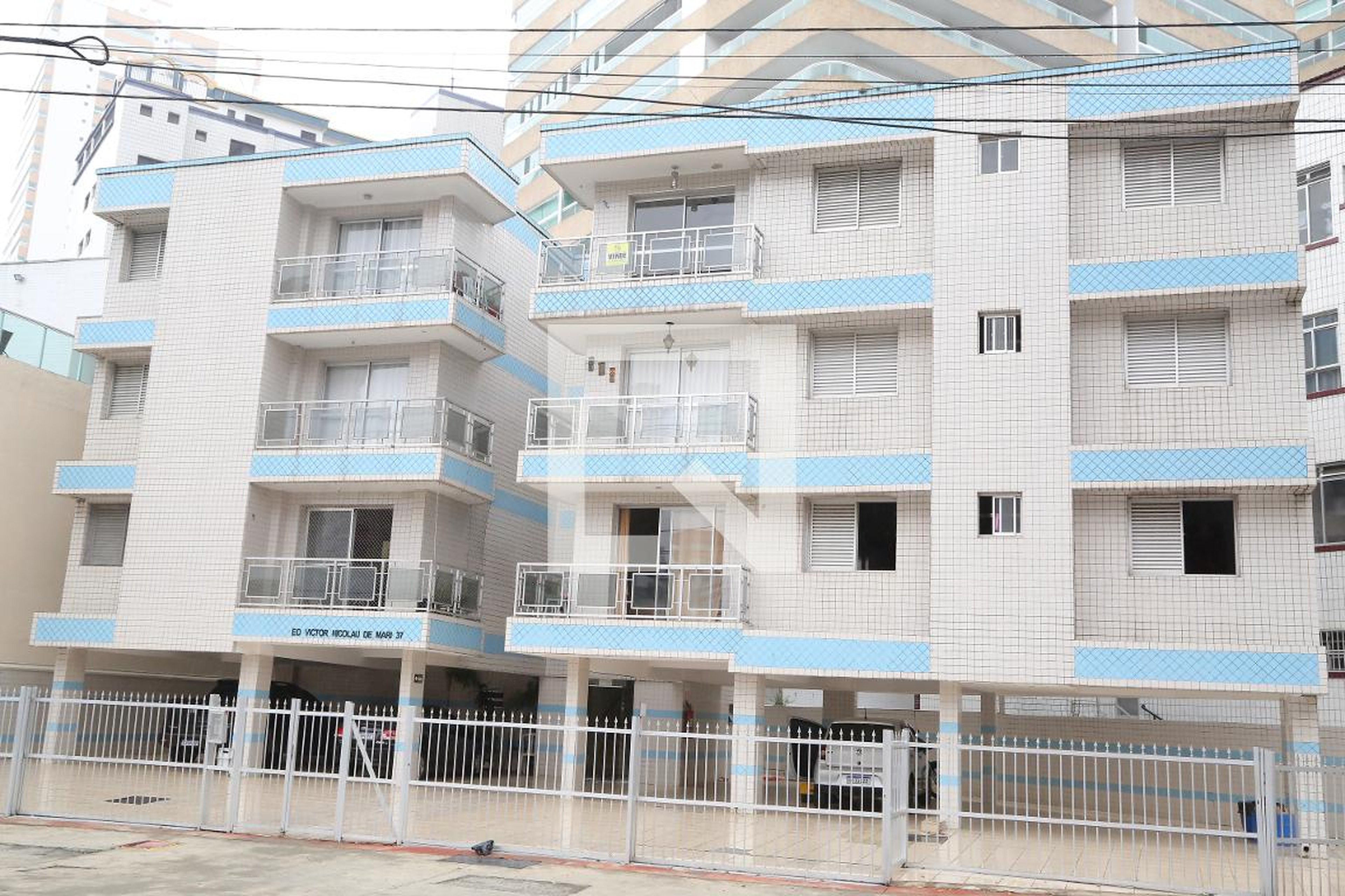 Fachada do Condomínio Condomínio em Avenida Brasil, 37