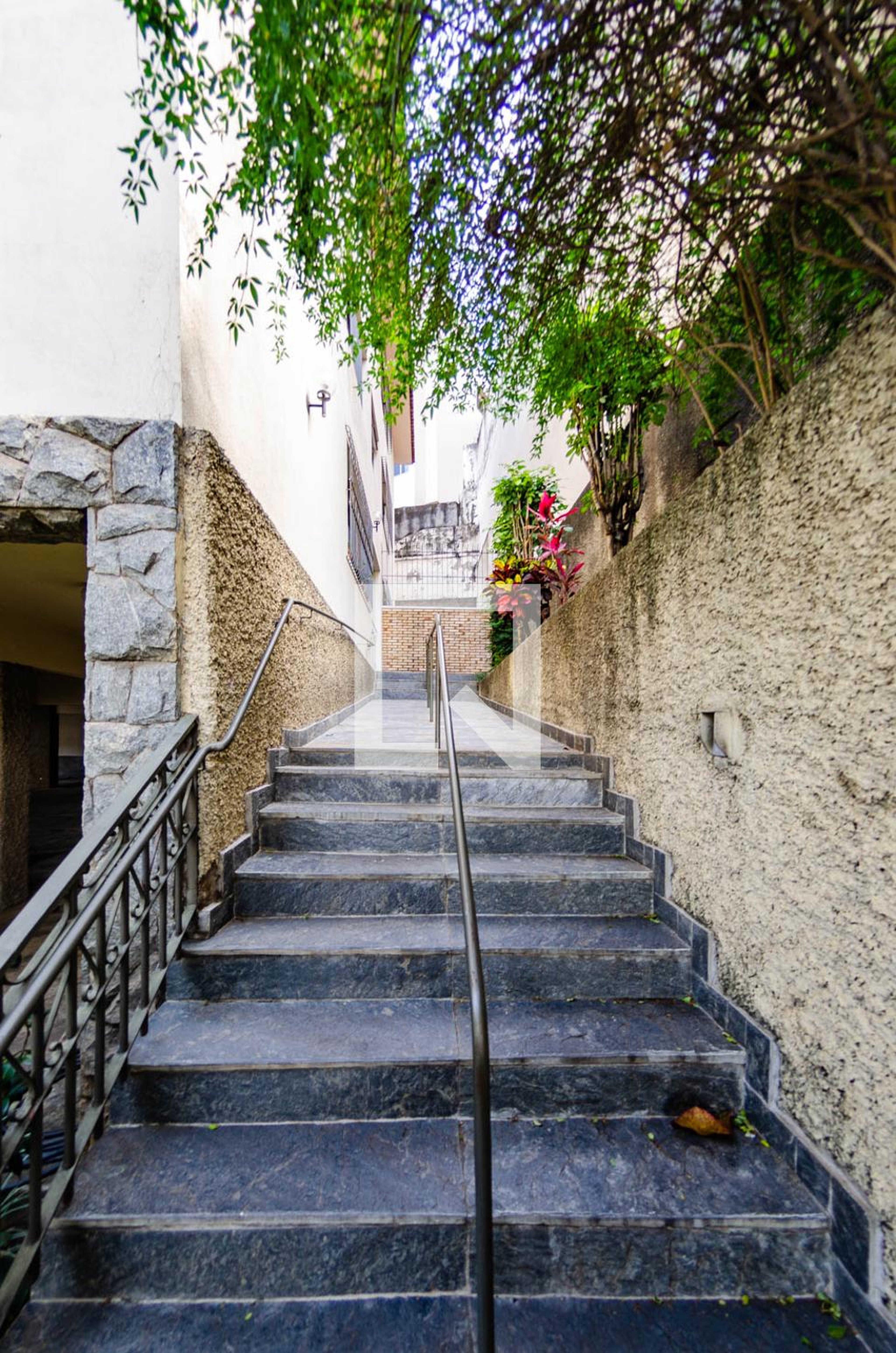 Entrada - Predio Guaira