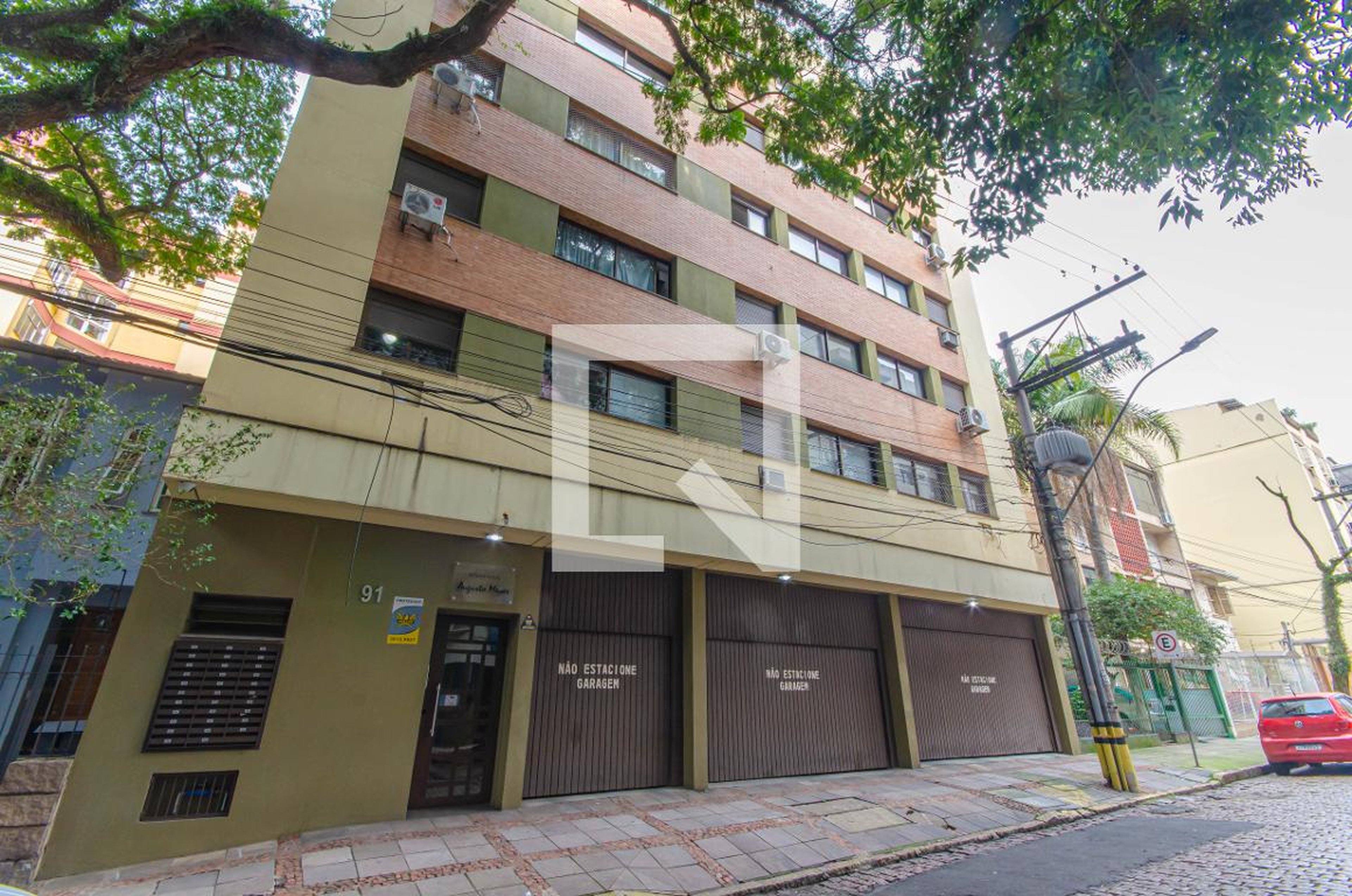 Fachada do Prédio Condomínio em Travessa Tuyuty, 91