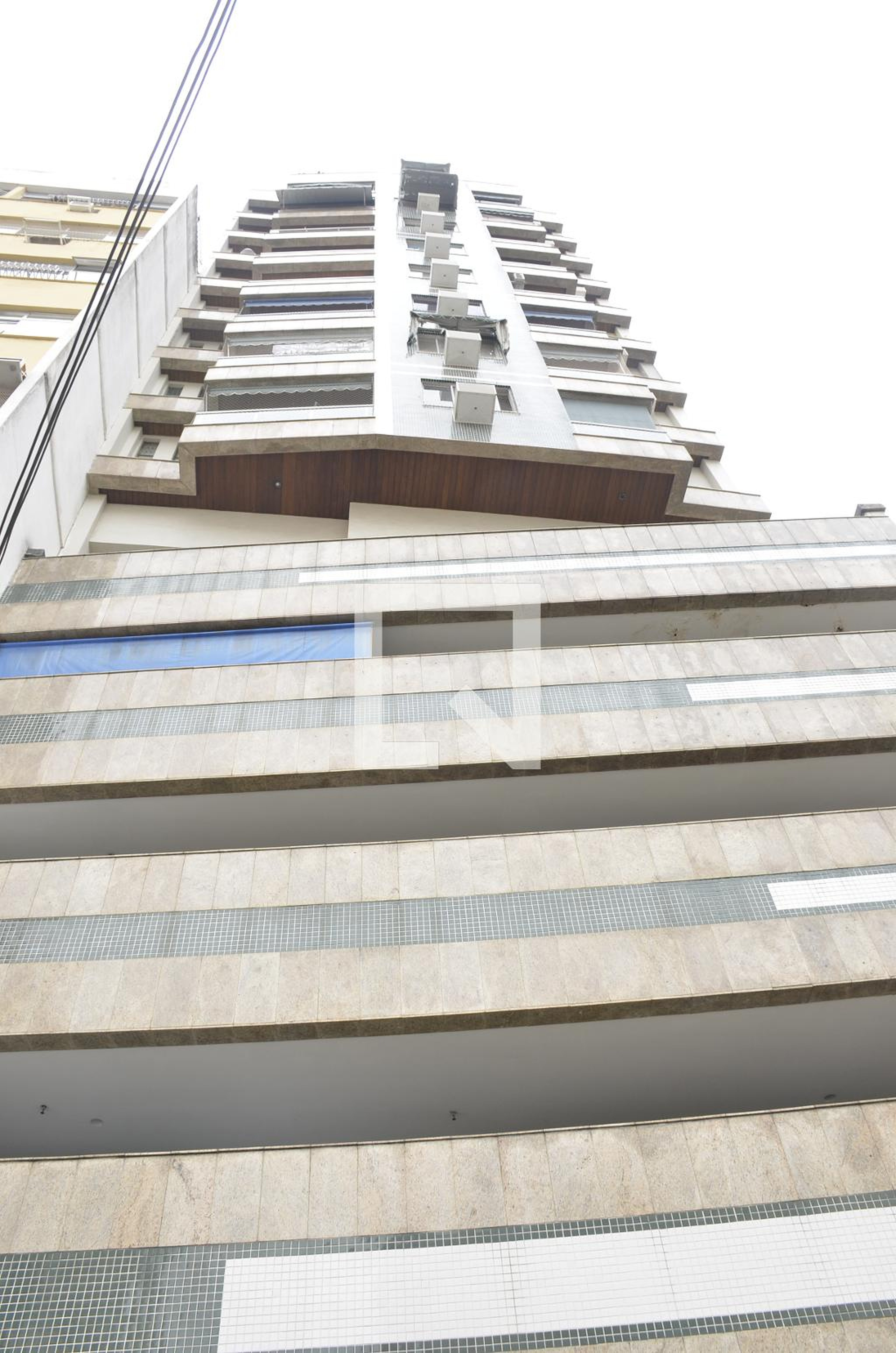 Fachada Condomínio em Rua Lopes Trovão, 19